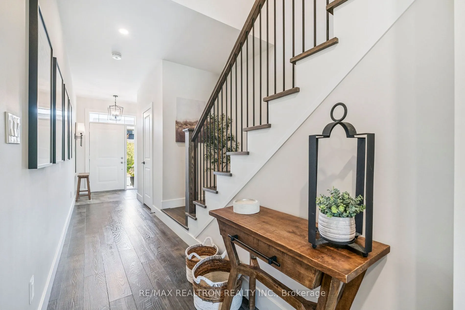 118 Red Pine Street