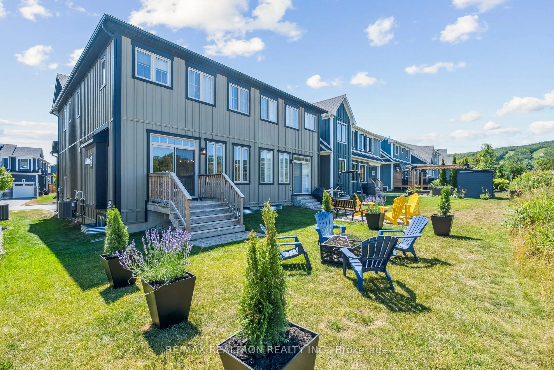 118 Red Pine Street