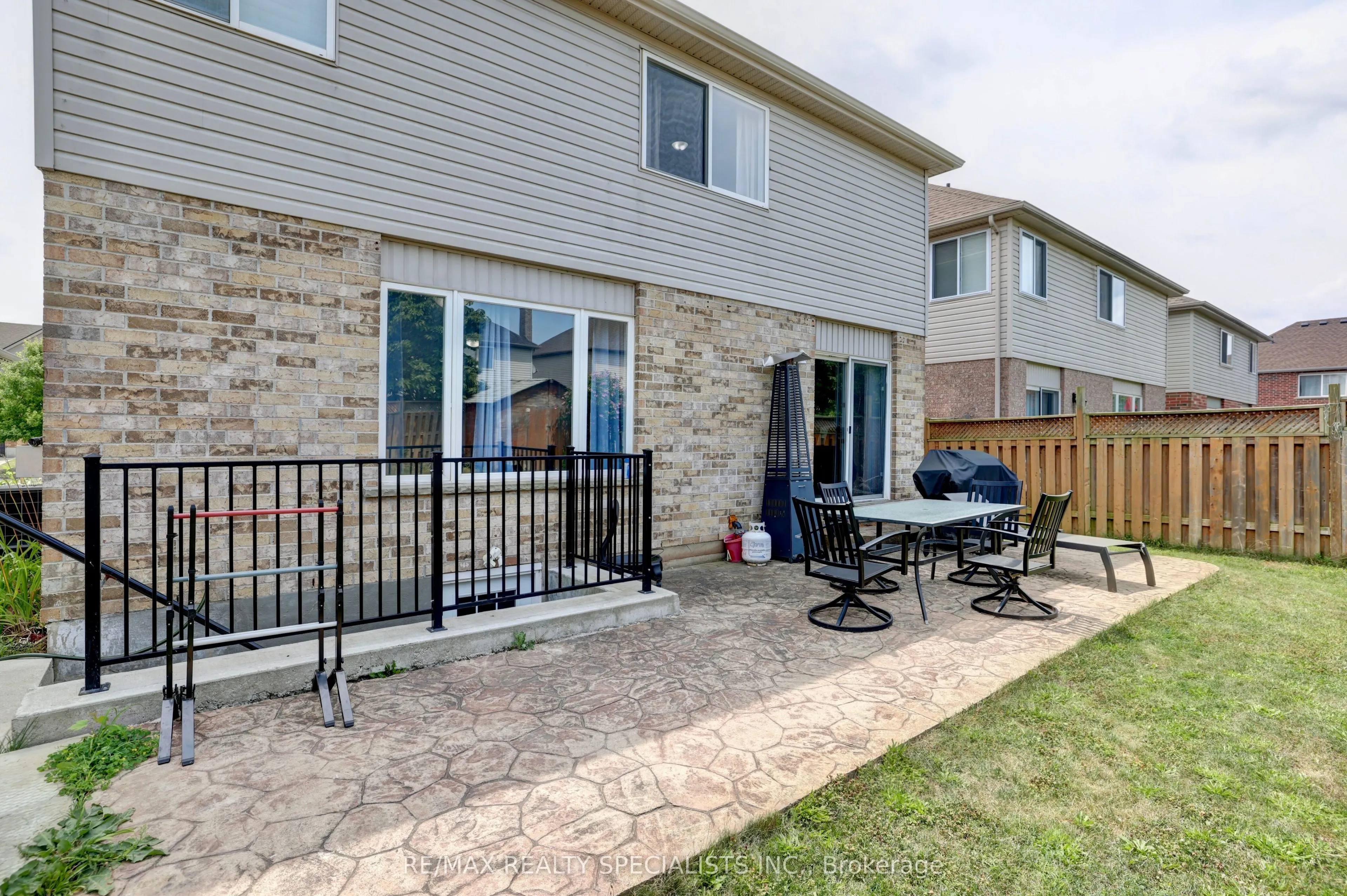 144 Decaro Crescent