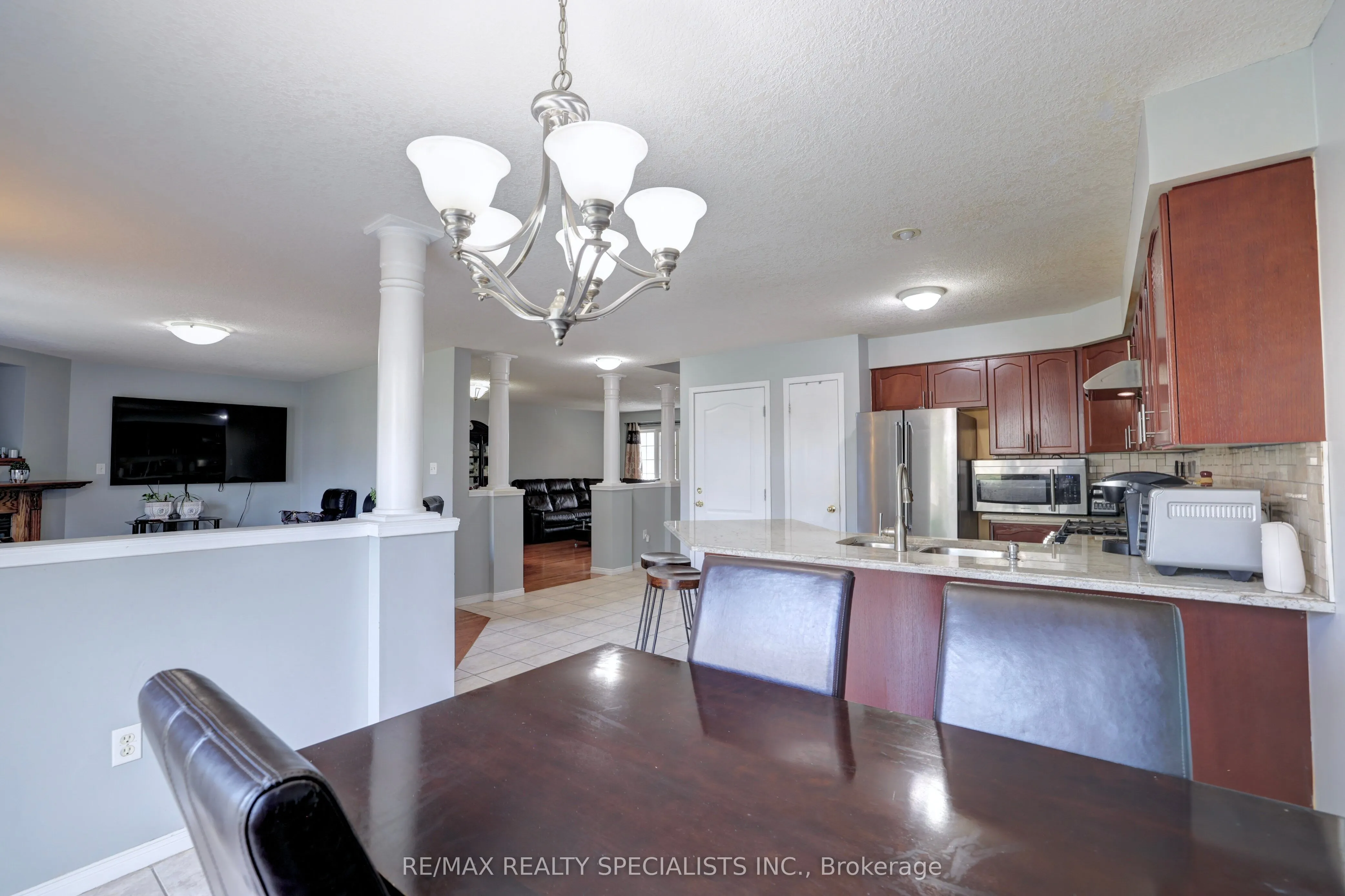 144 Decaro Crescent