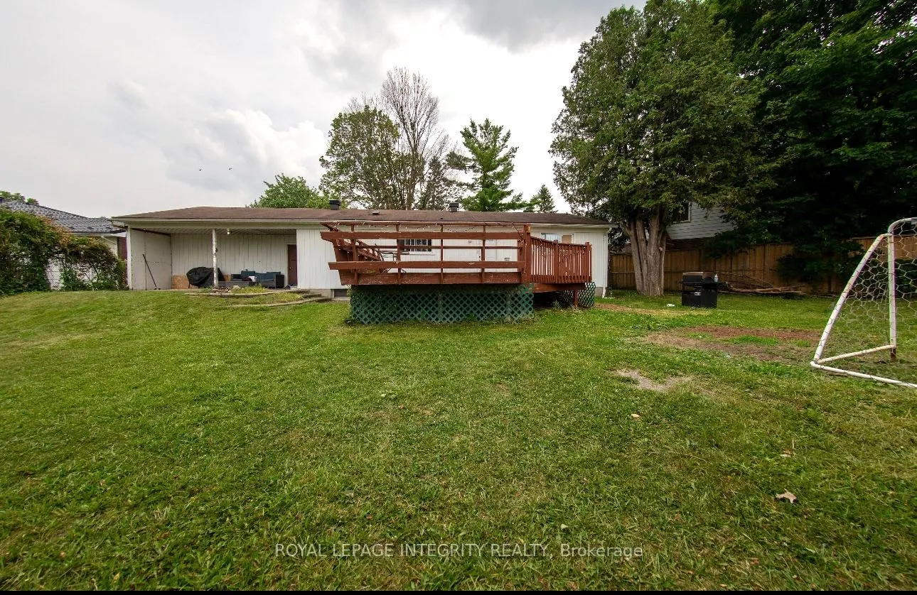 27 Roberta Crescent