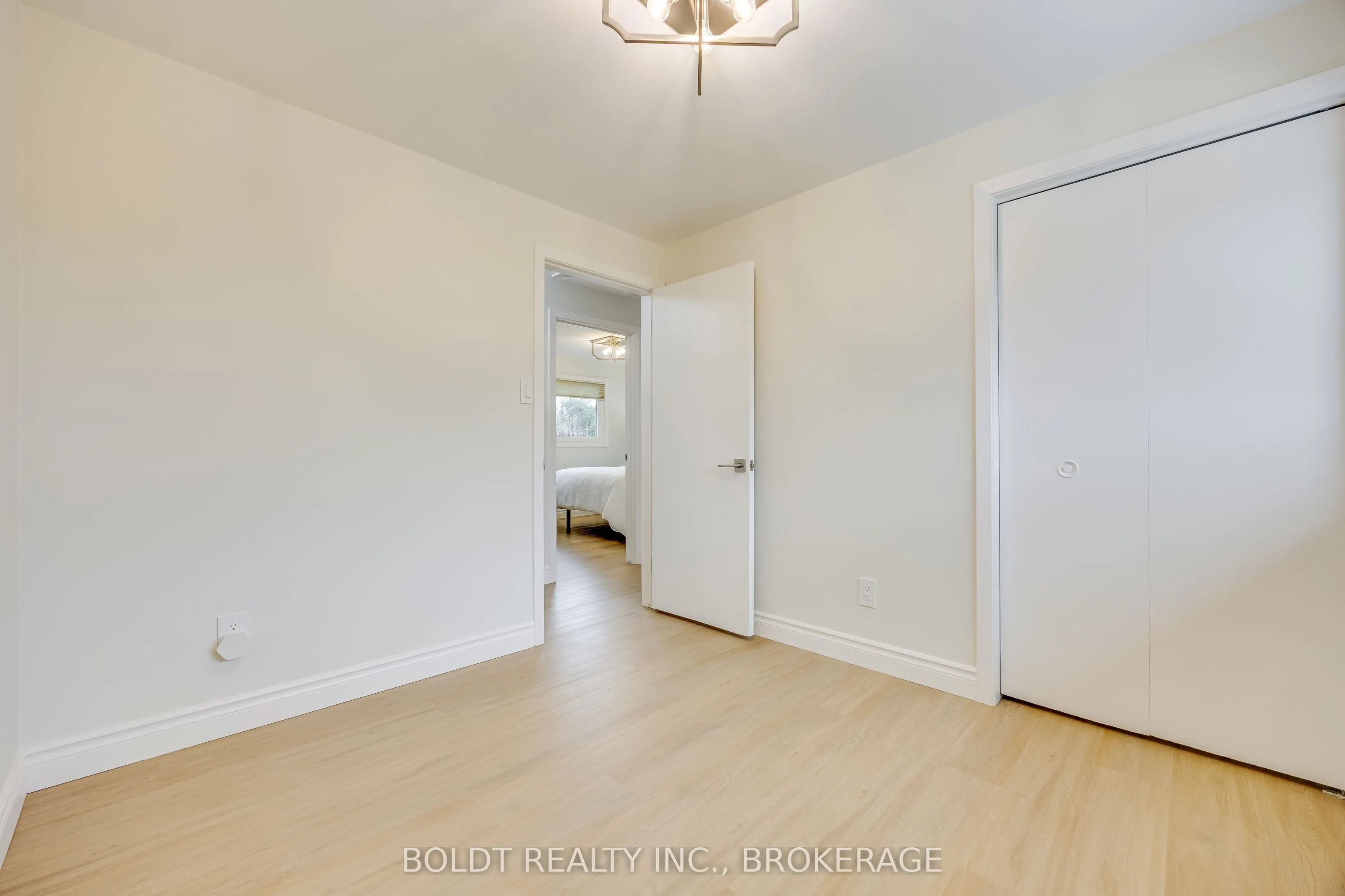 8143 Sarah Street
