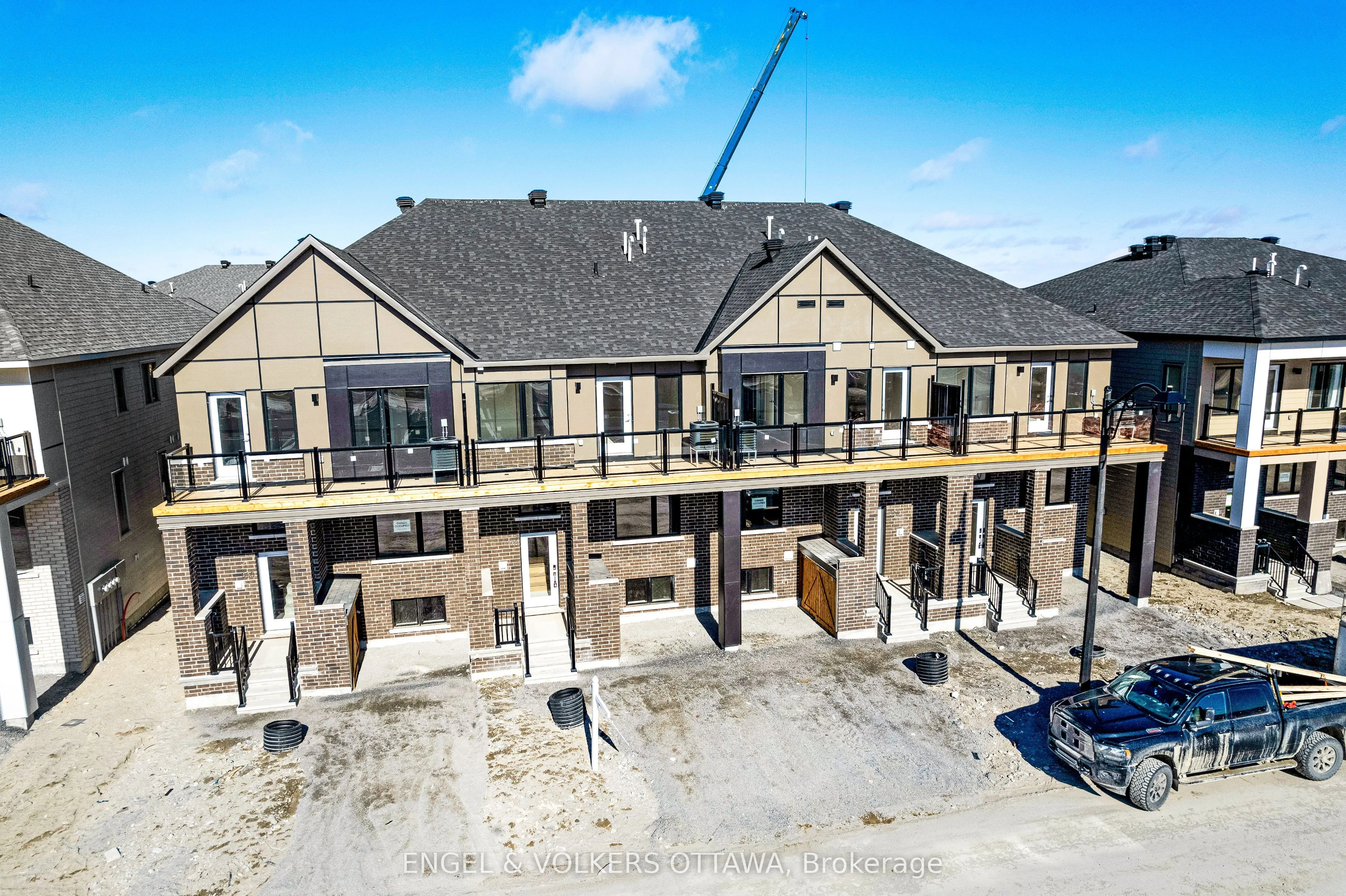 328 Catsfoot Walk