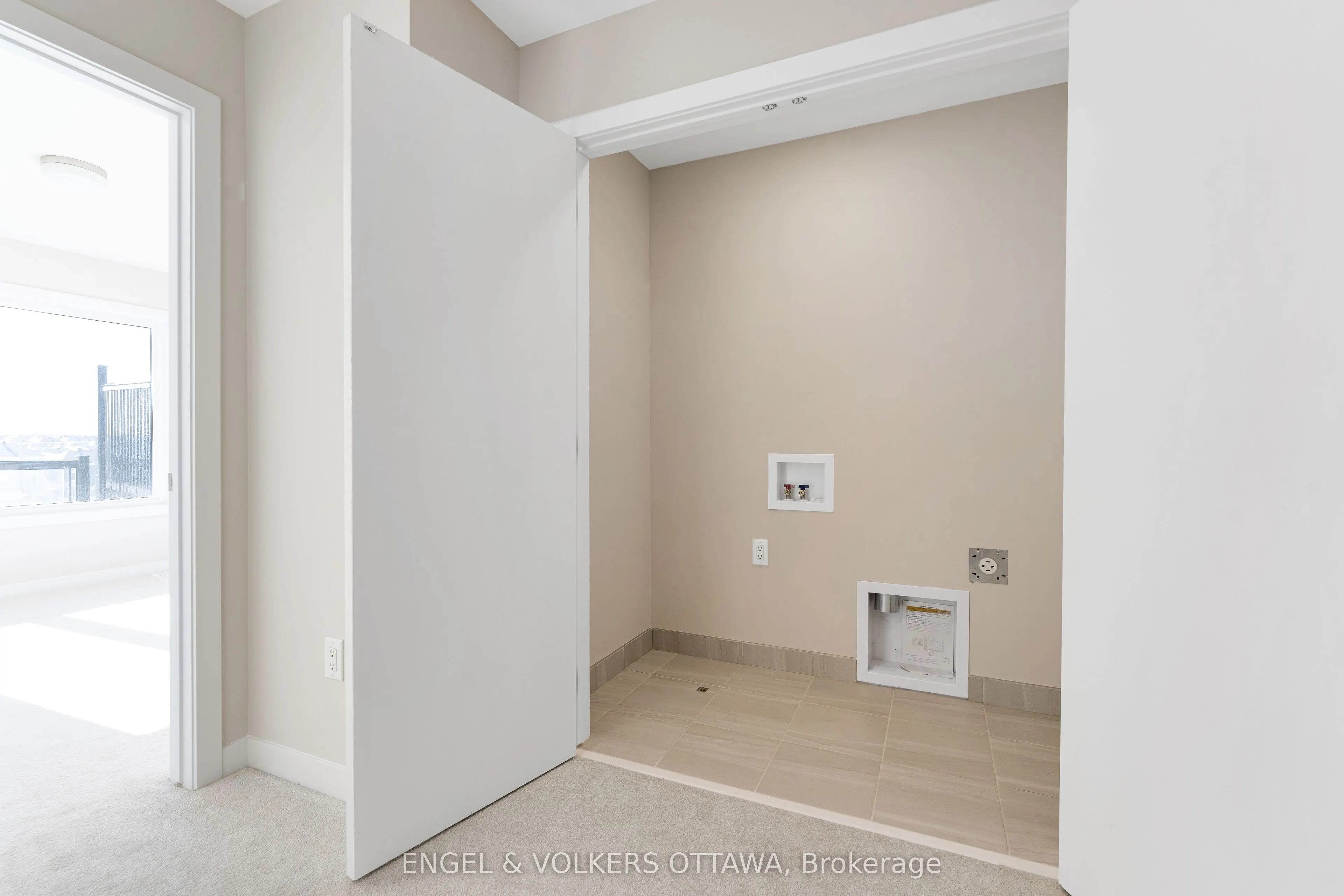 328 Catsfoot Walk
