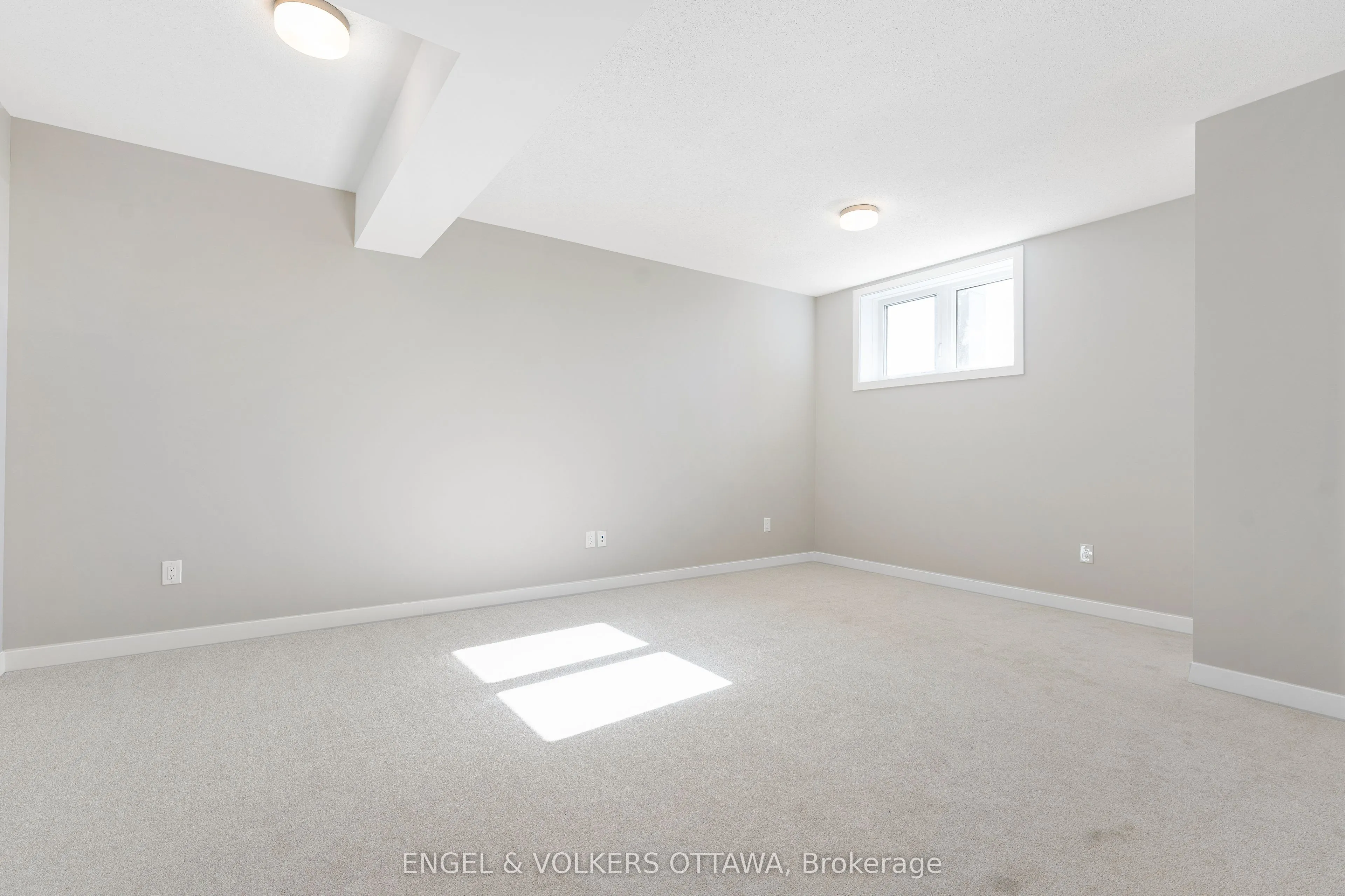 328 Catsfoot Walk