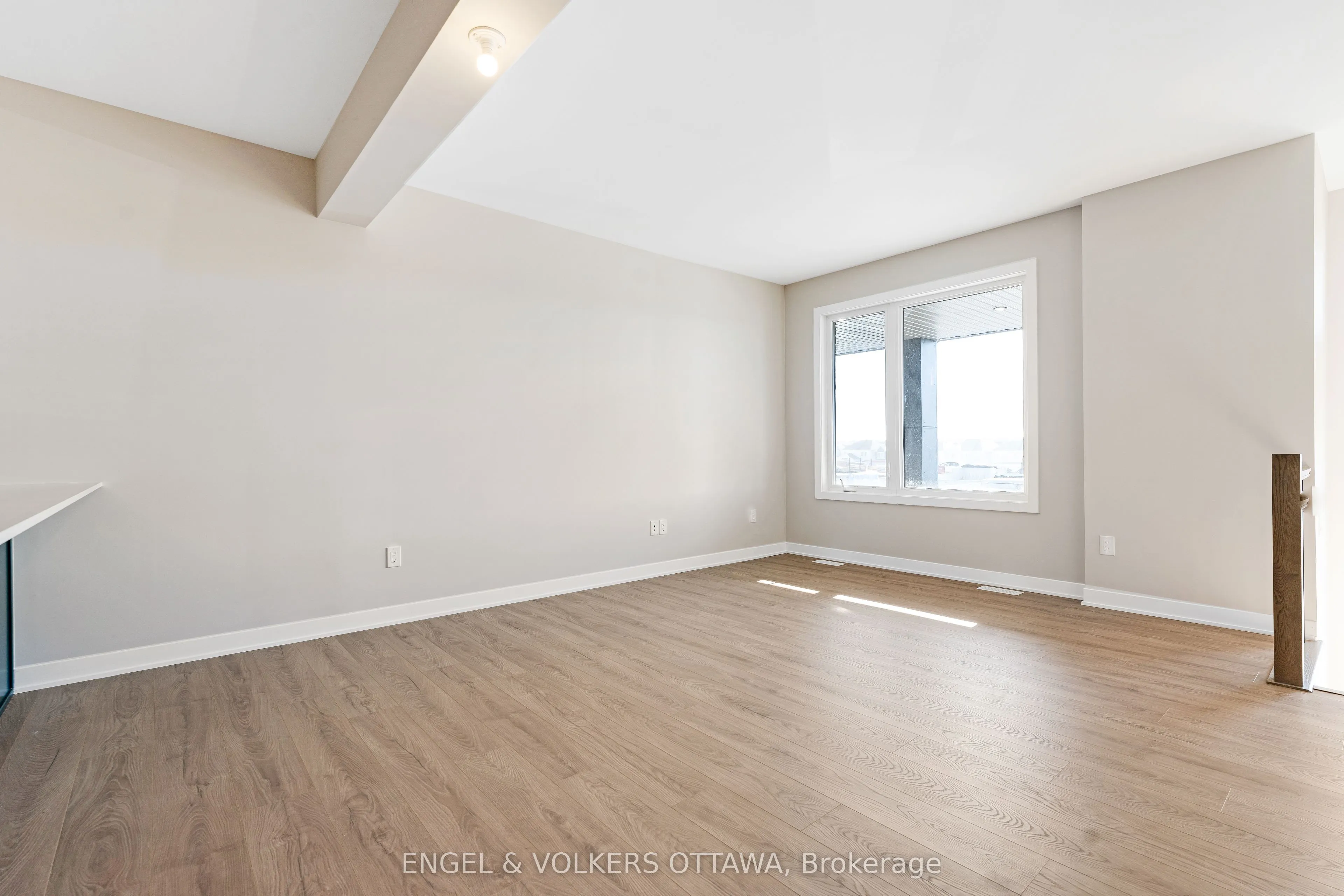 328 Catsfoot Walk
