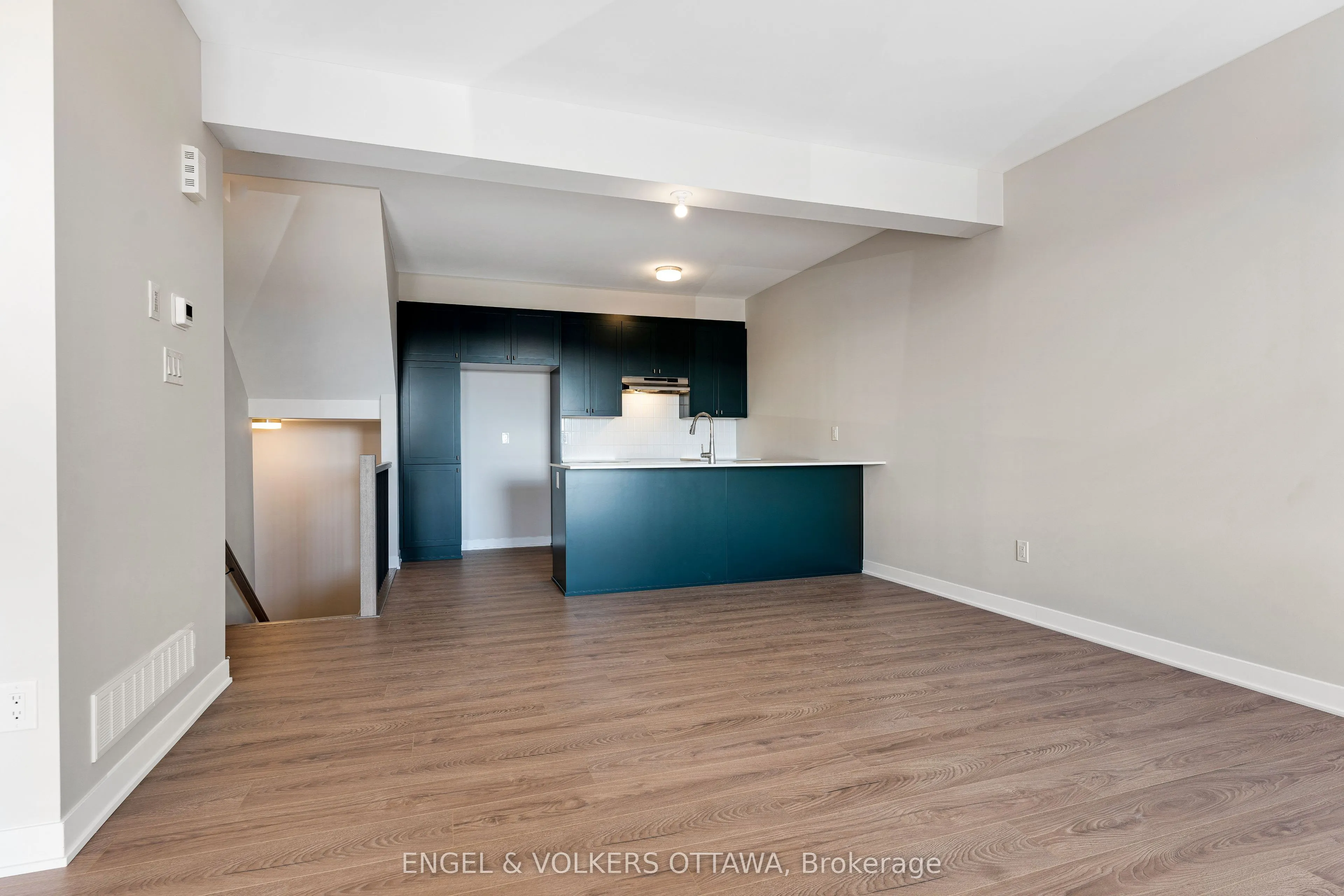 328 Catsfoot Walk