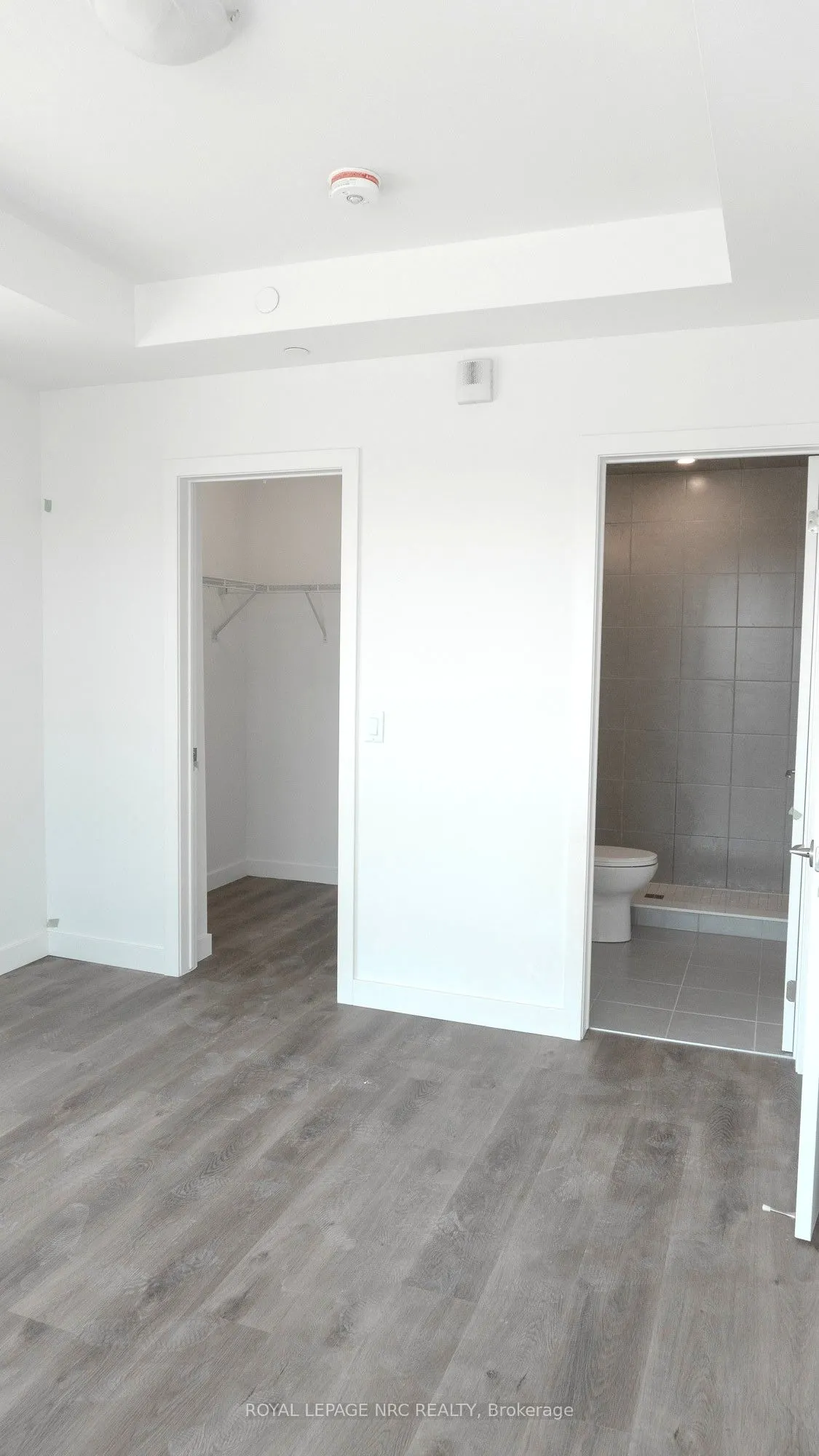 461 Green Road, #223