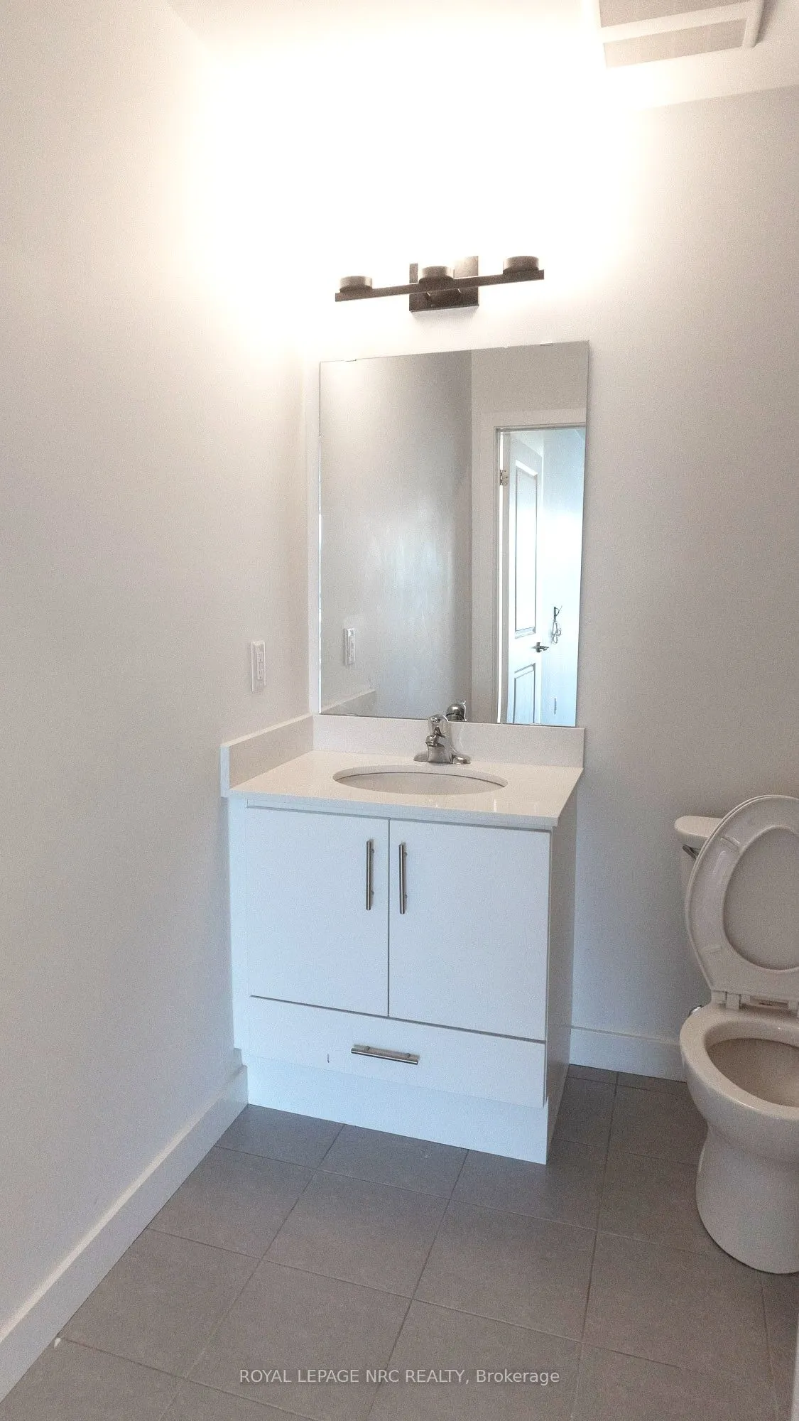 461 Green Road, #223