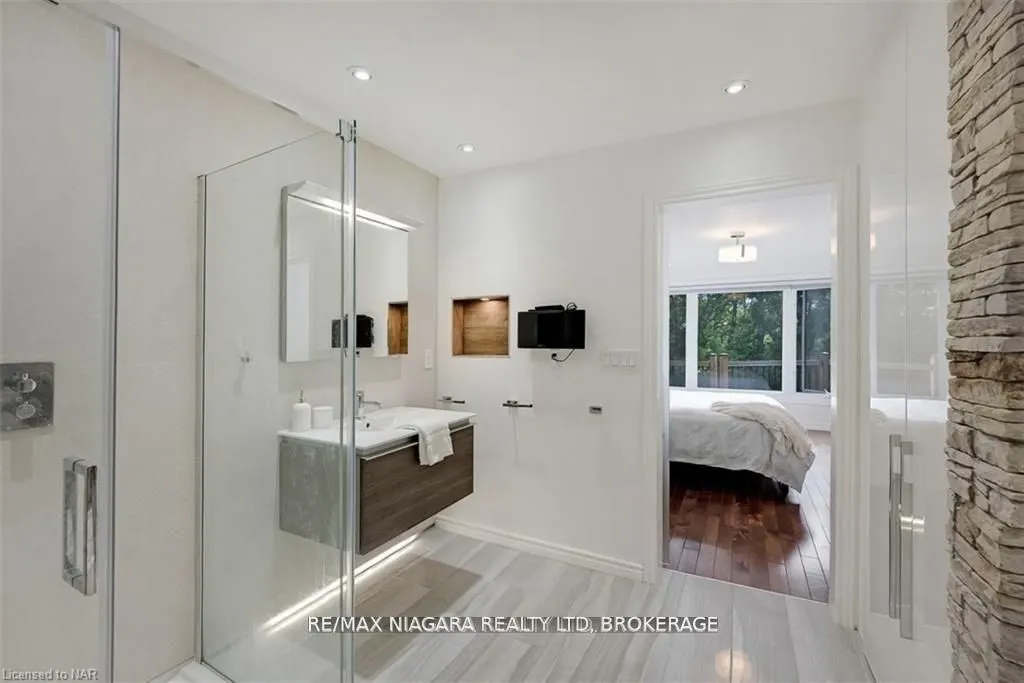 50 Melrose Drive