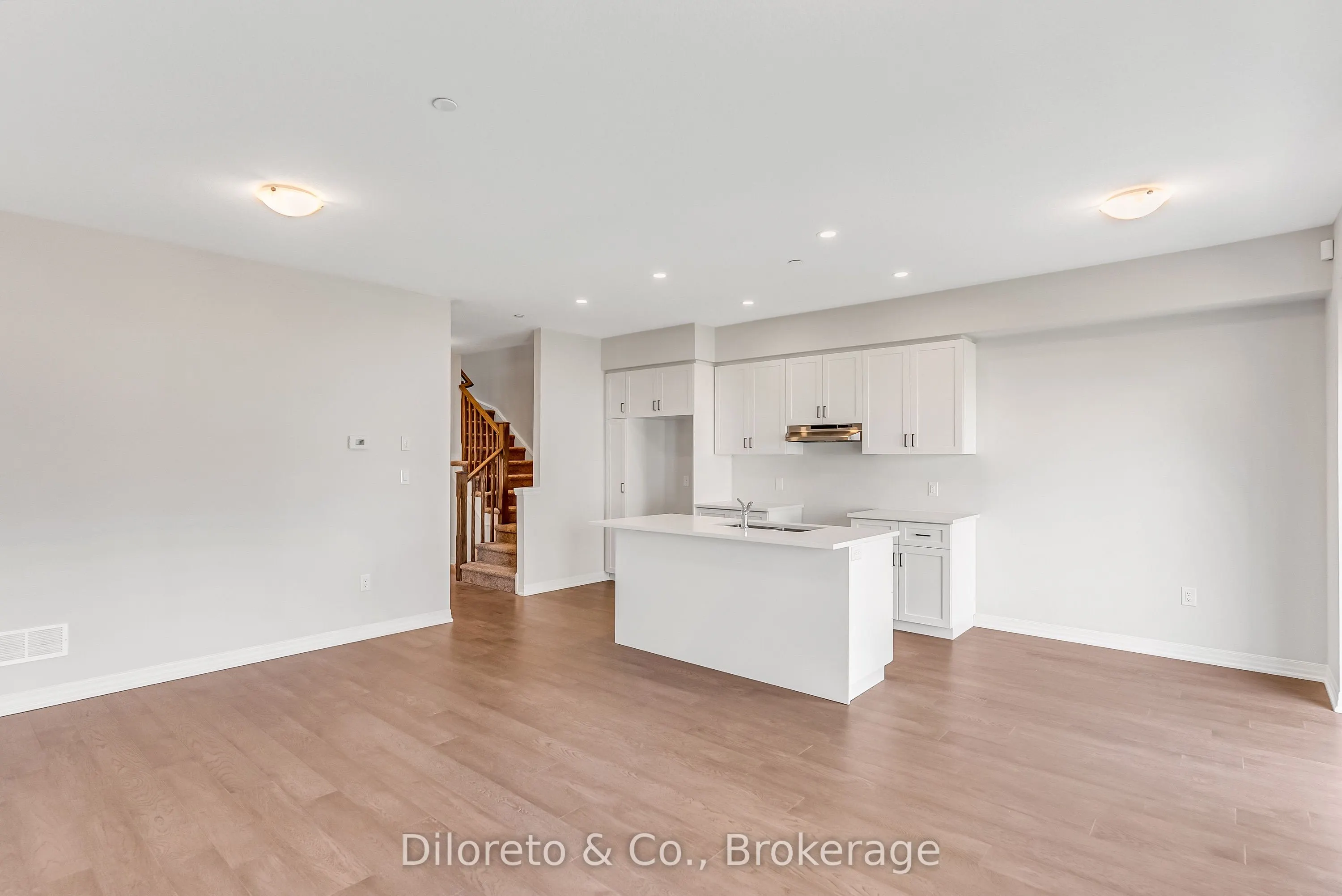 6 Bromley Drive