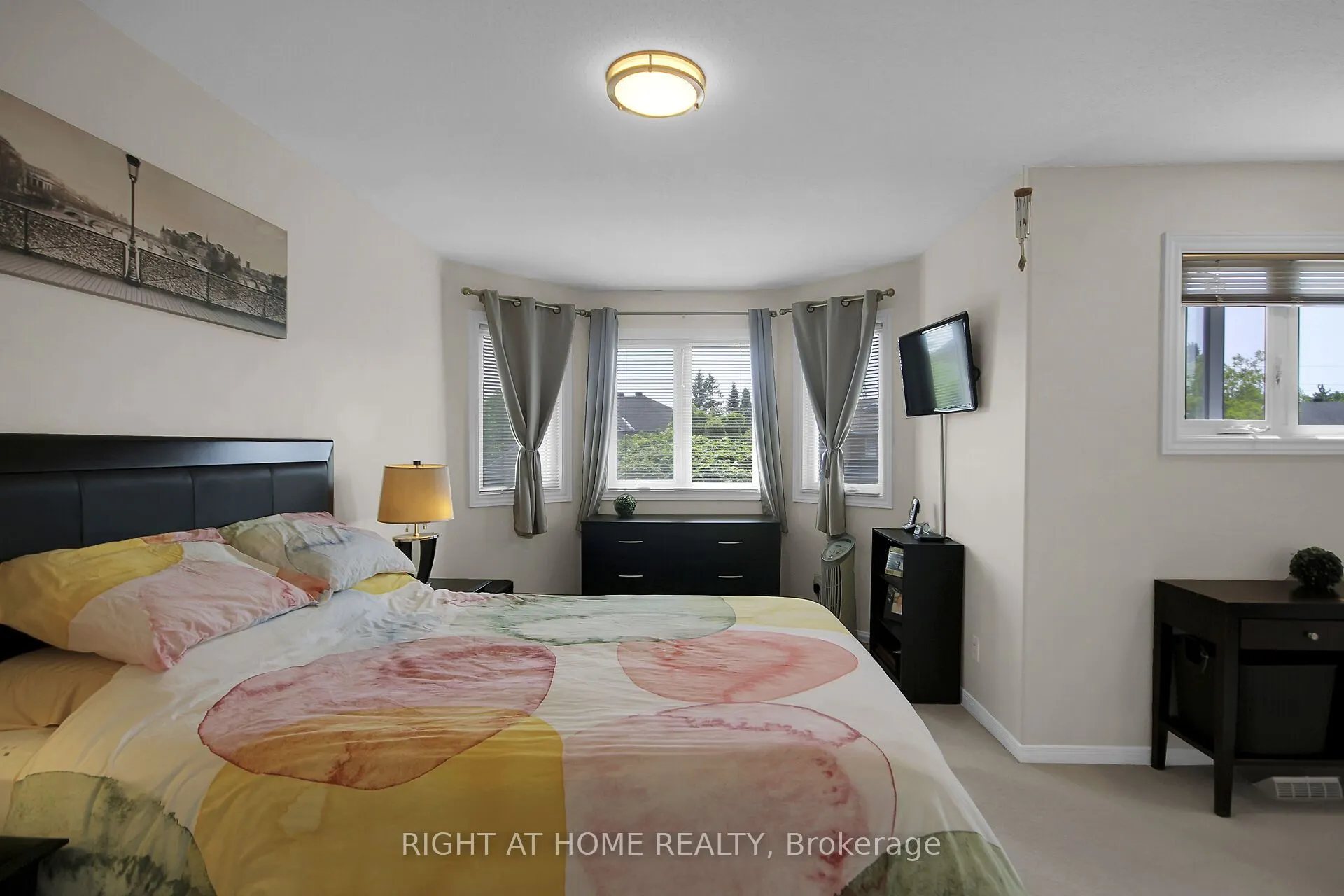 13 Sirocco Crescent