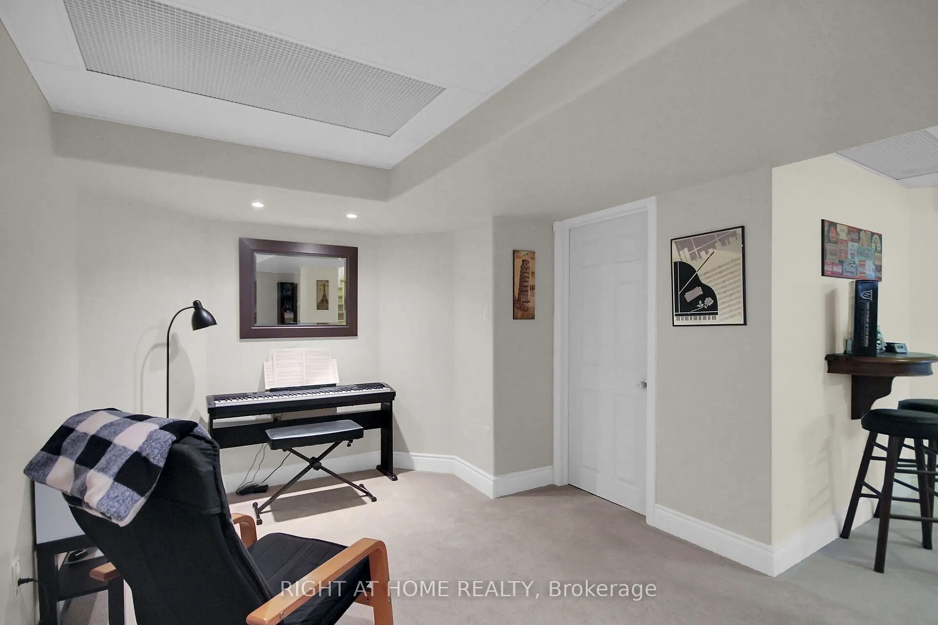 13 Sirocco Crescent
