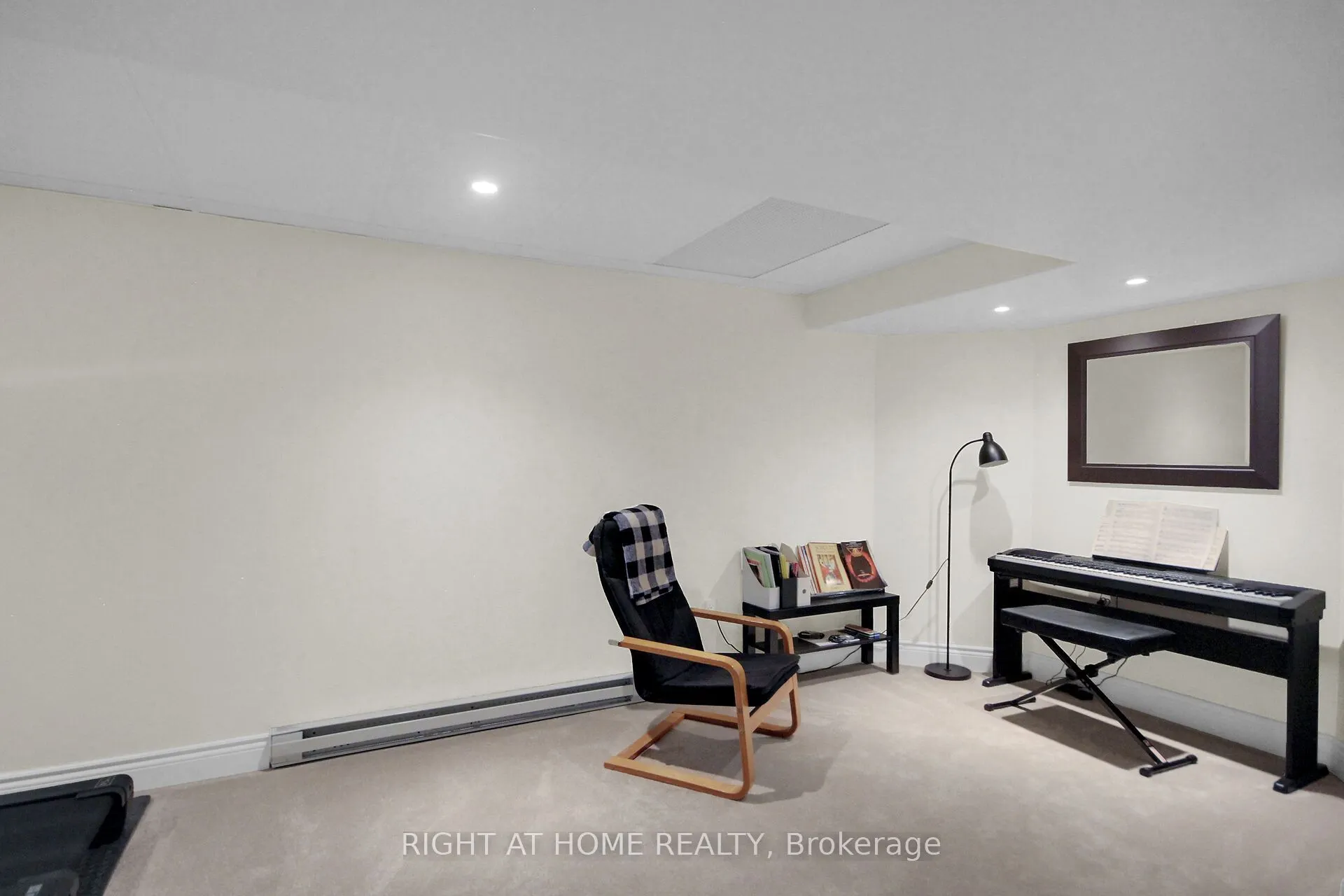 13 Sirocco Crescent