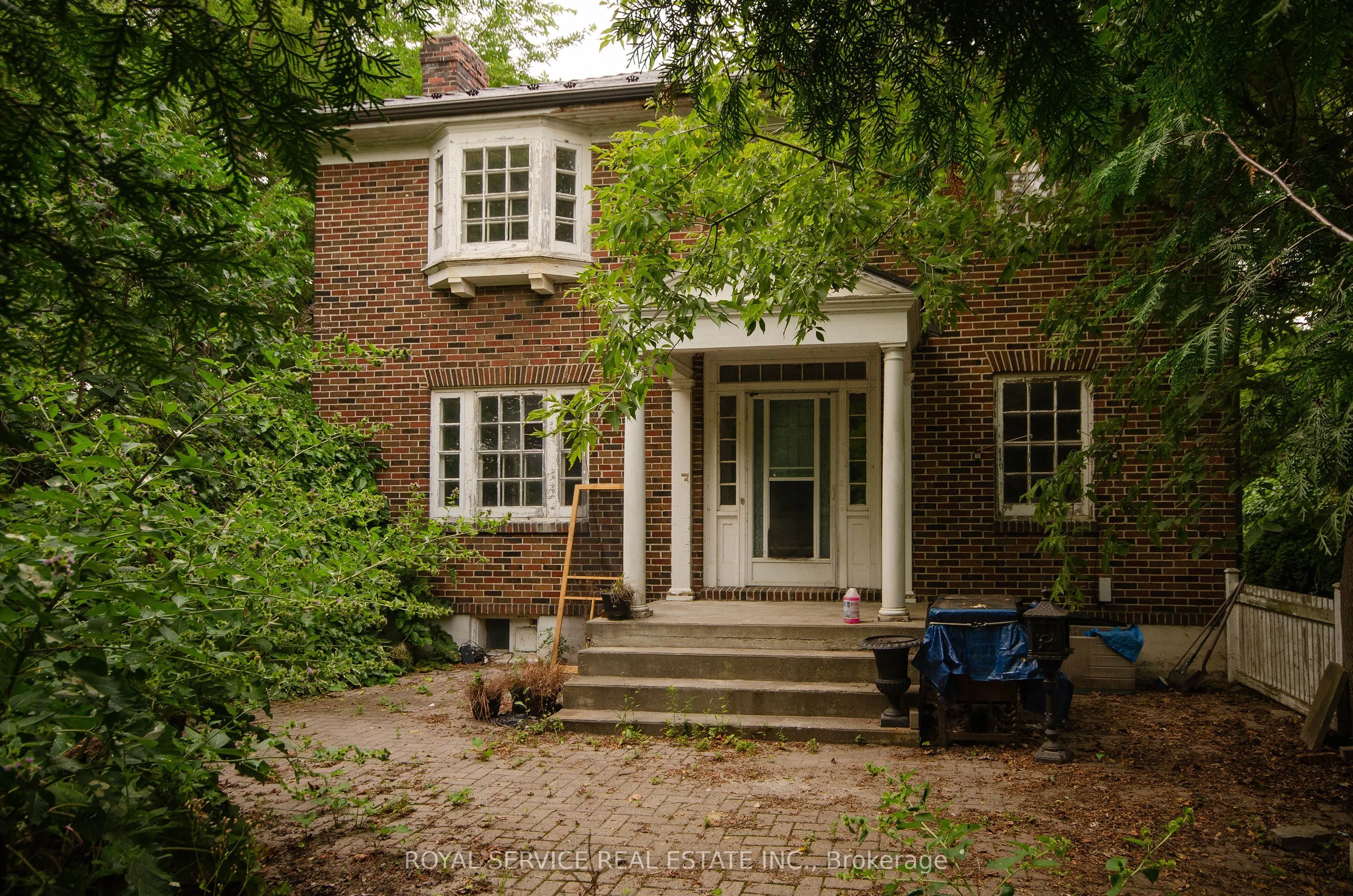 52 King Street