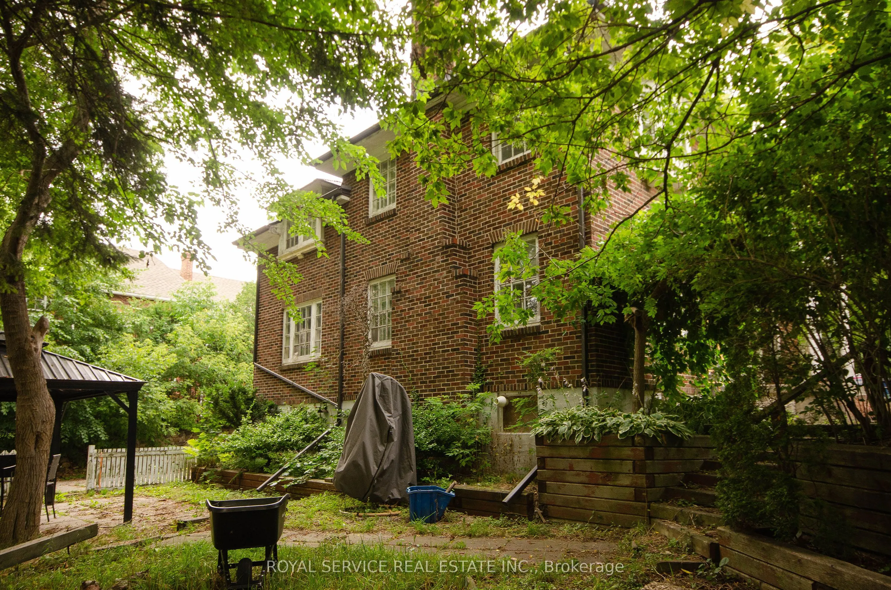 52 King Street