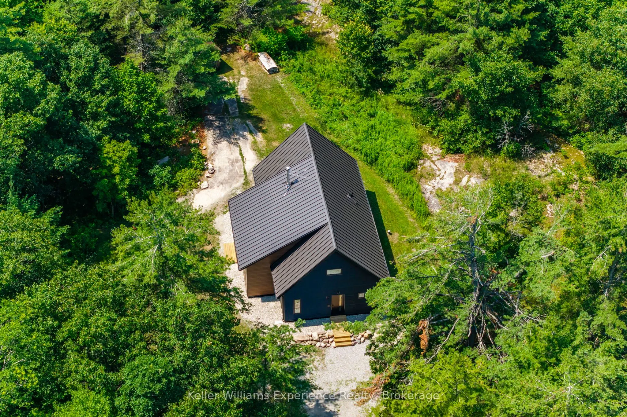 753 Honey Harbour Road