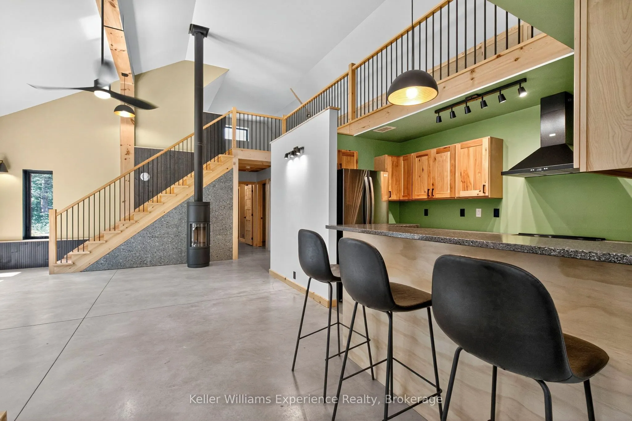 753 Honey Harbour Road