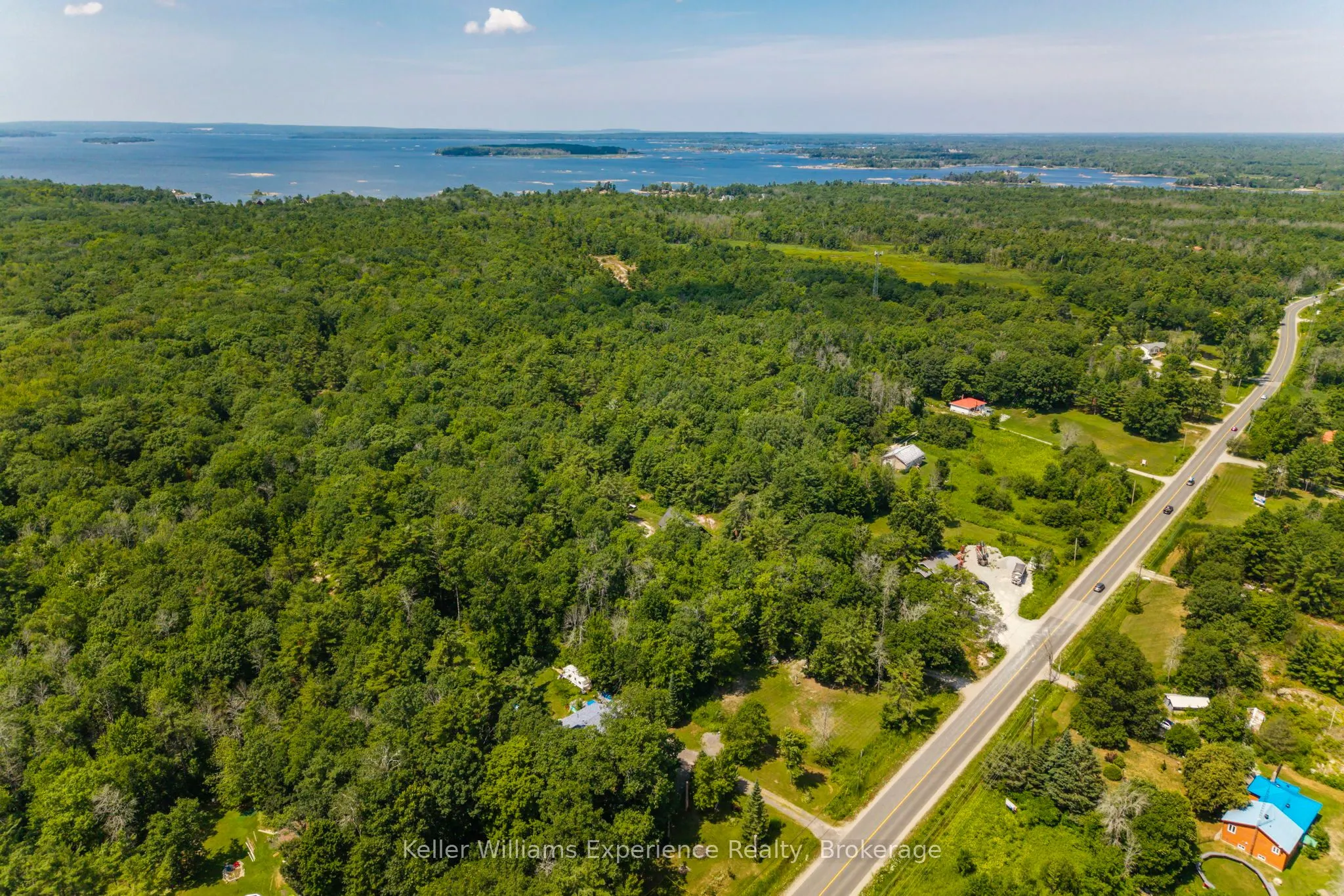 753 Honey Harbour Road