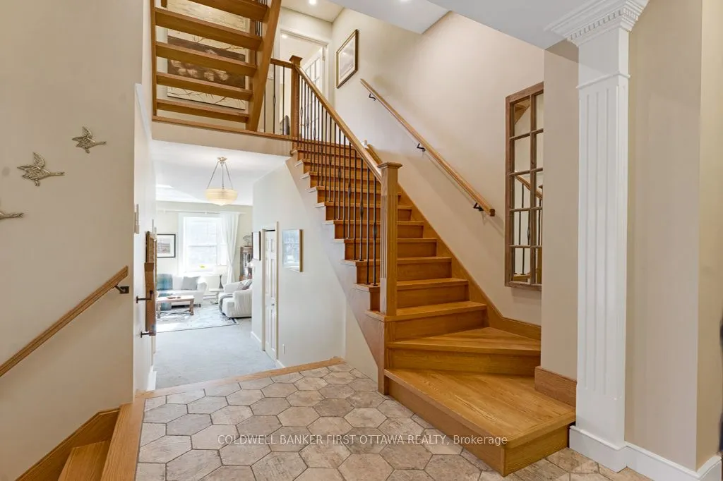 5B LEWIS Street