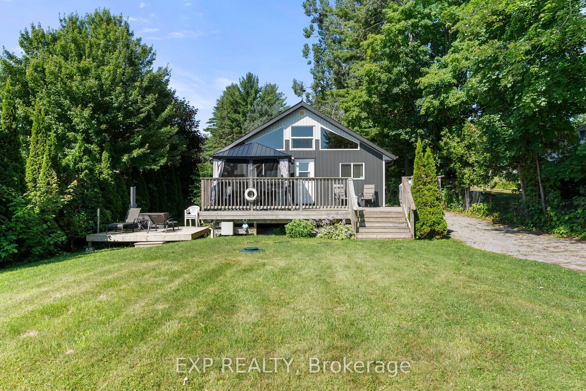 104 FULSOM Crescent