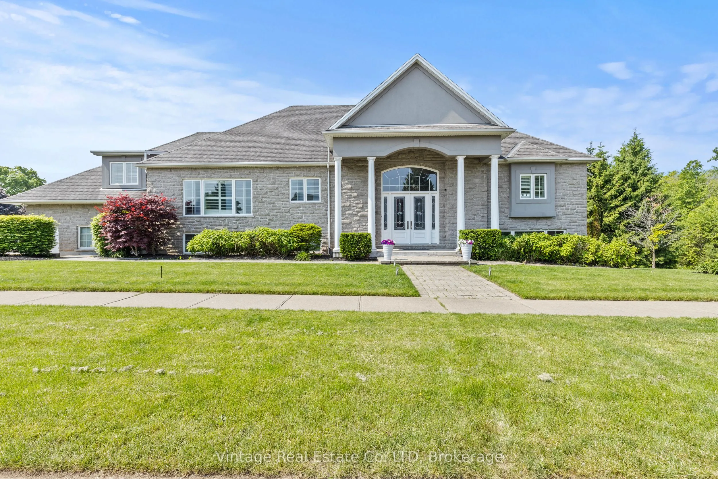 3689 Cardinal Drive