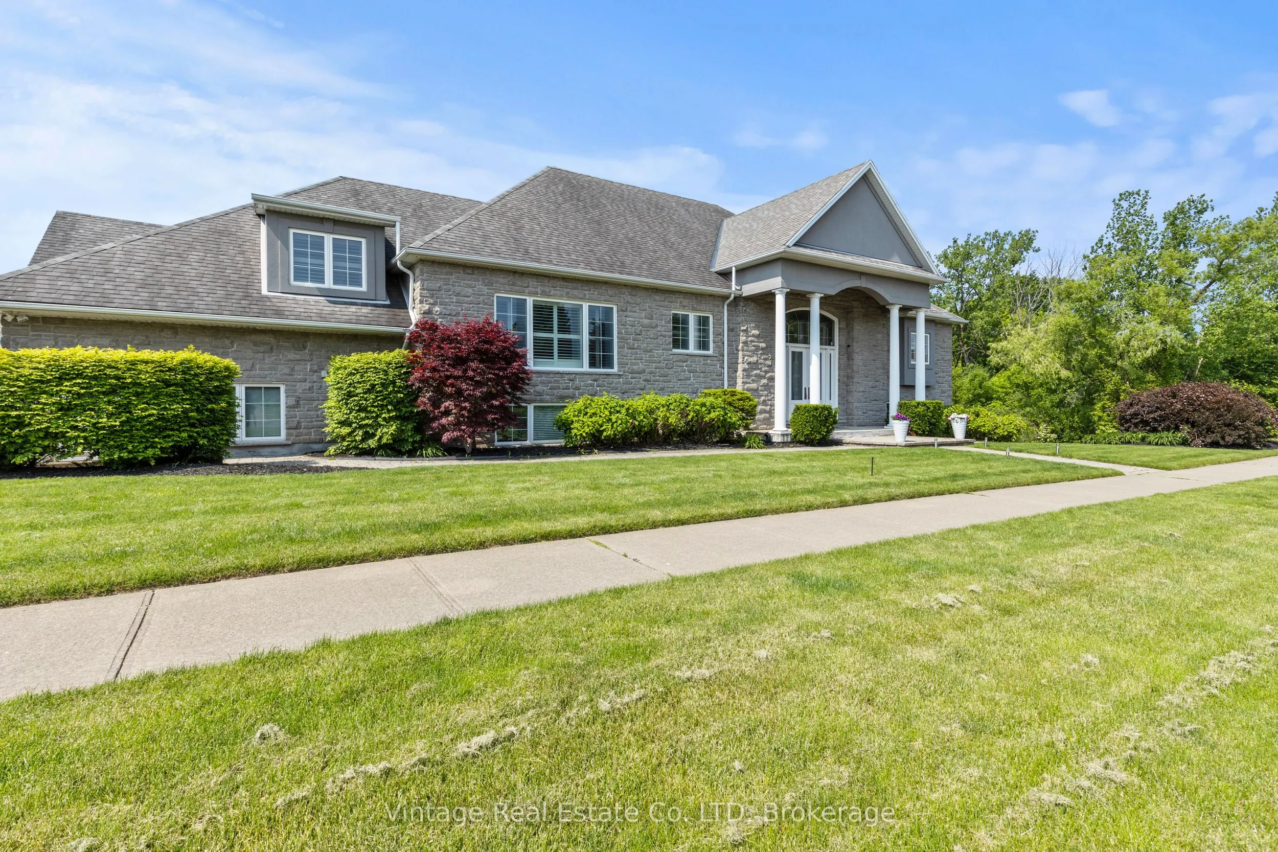 3689 Cardinal Drive