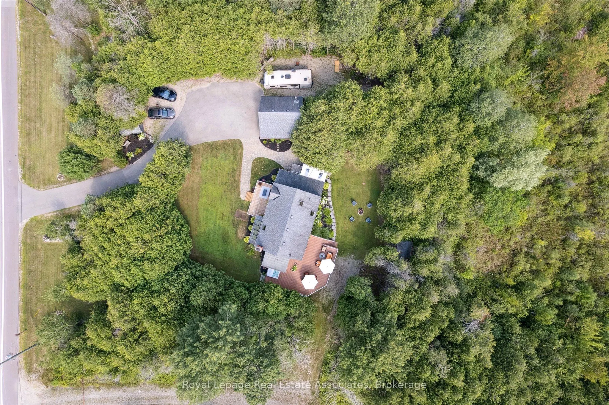 23 Brock Road N