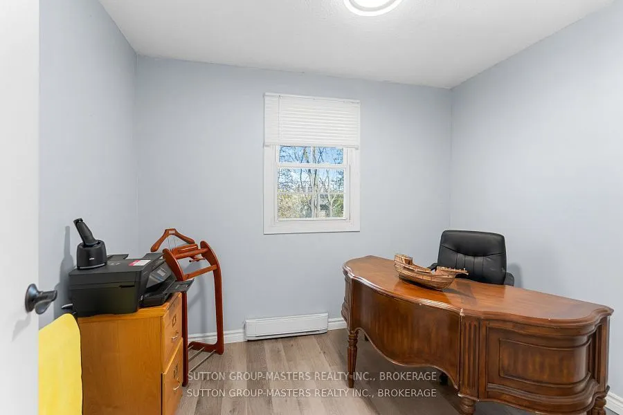 19 MacPherson Avenue W, #28