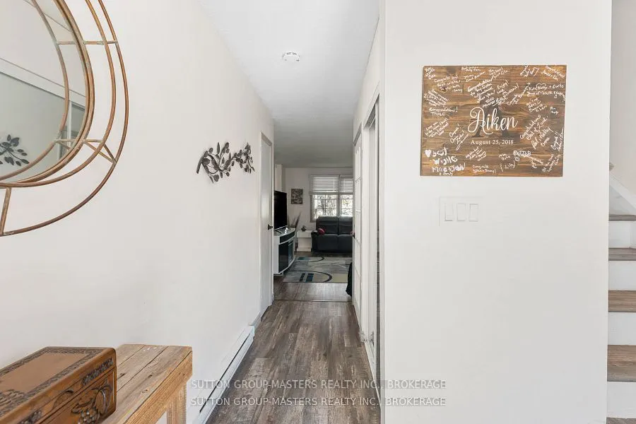 19 MacPherson Avenue W, #28