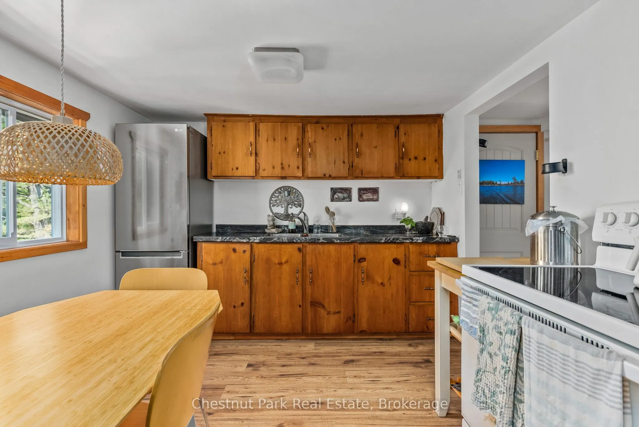 869 Muskoka Road 10