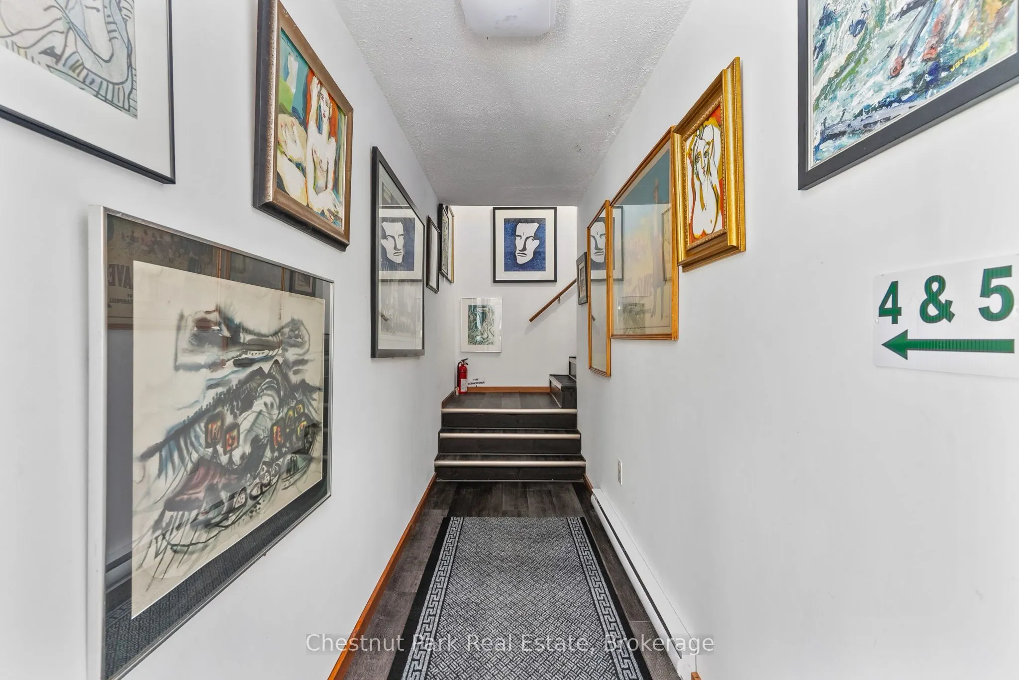 869 Muskoka Road 10