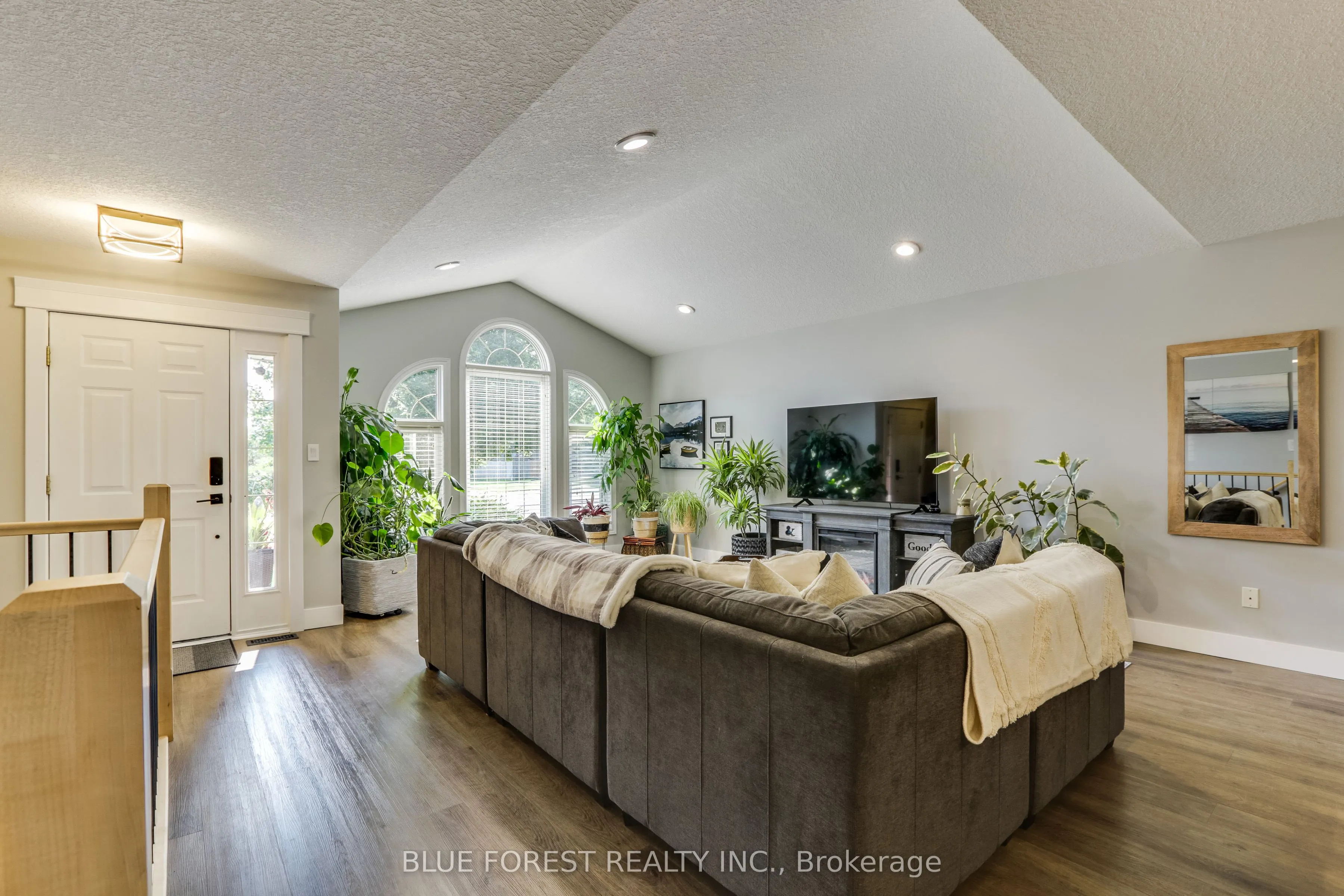 512 Darcy Drive