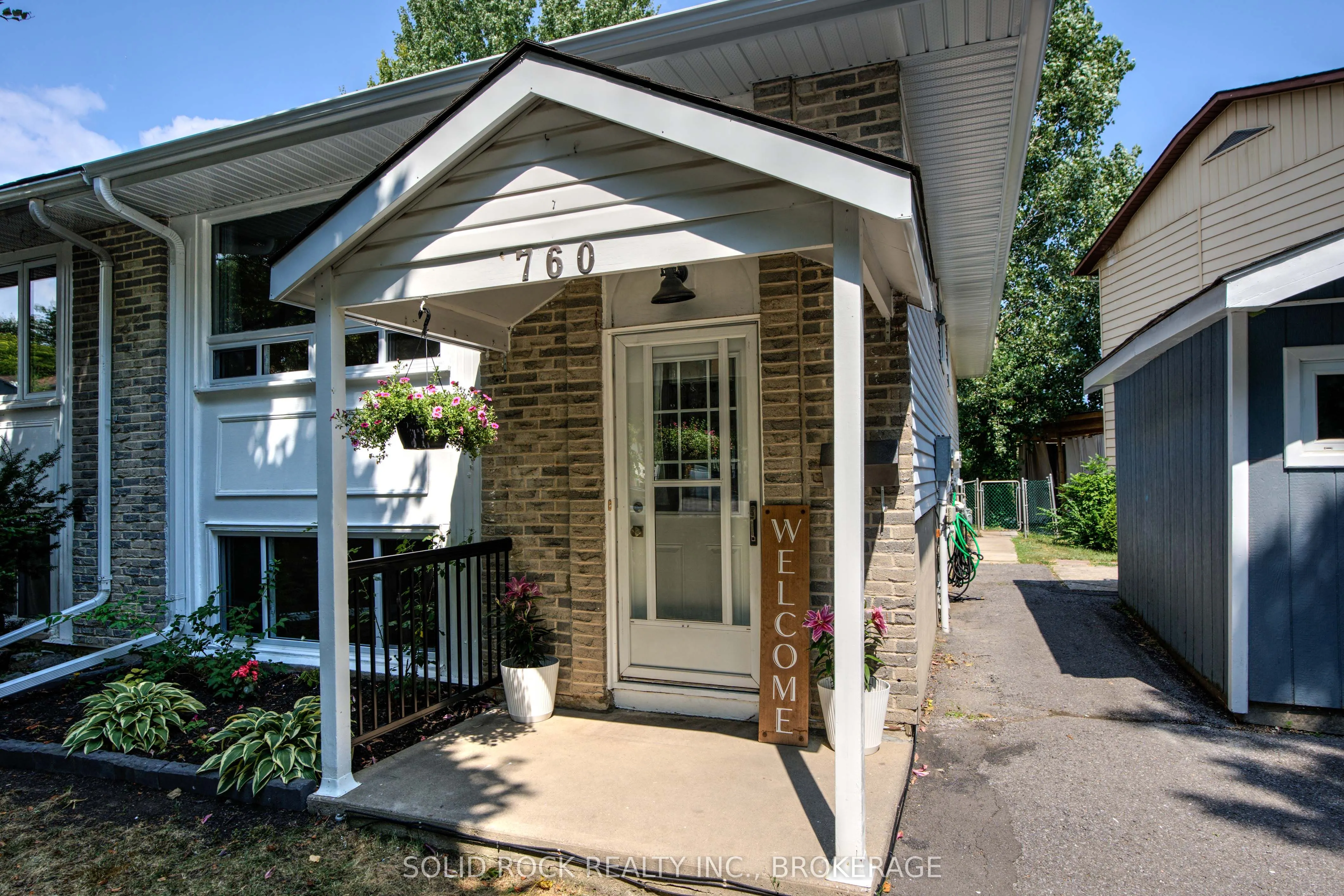 760 Grouse Crescent