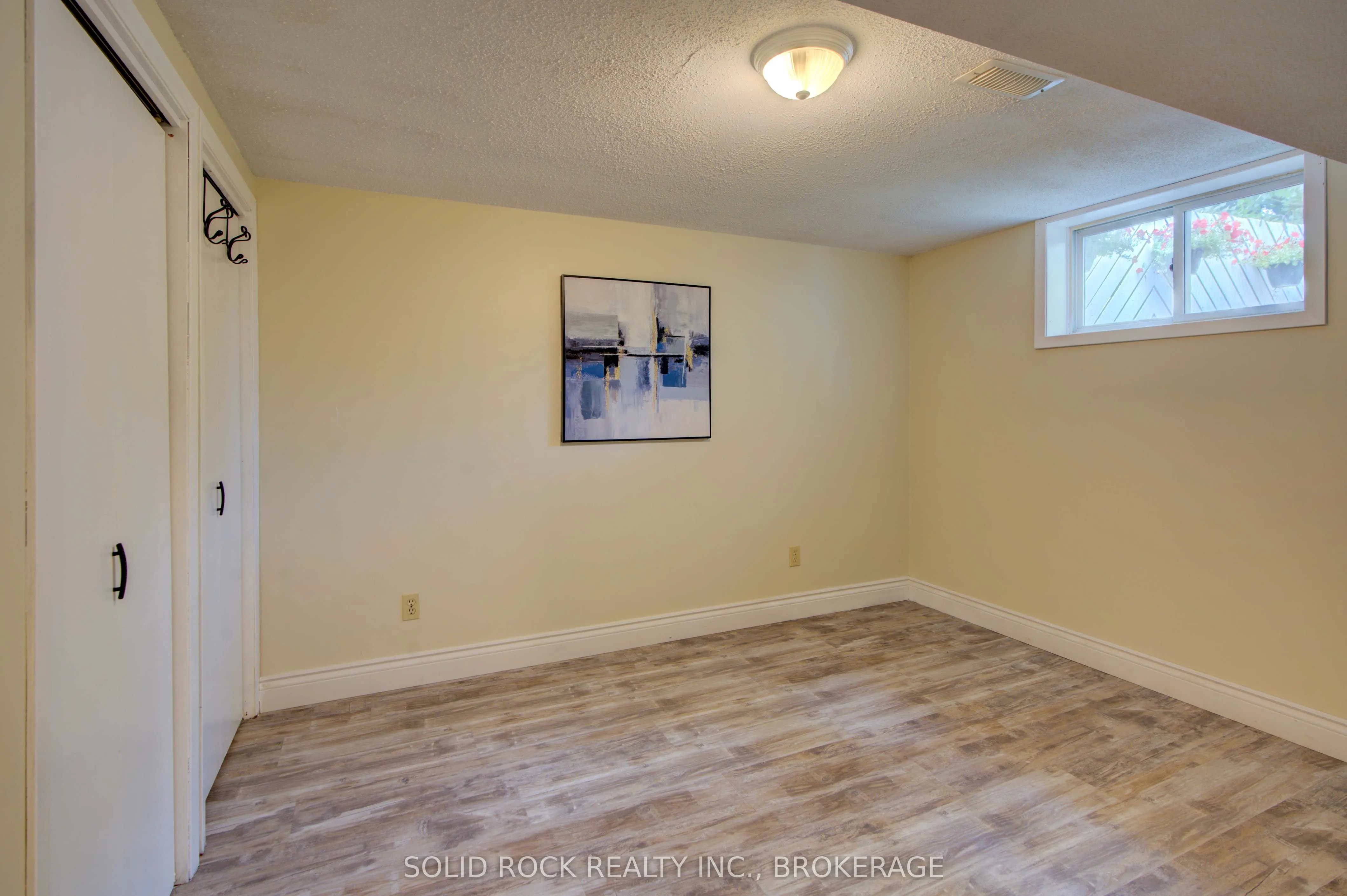 760 Grouse Crescent