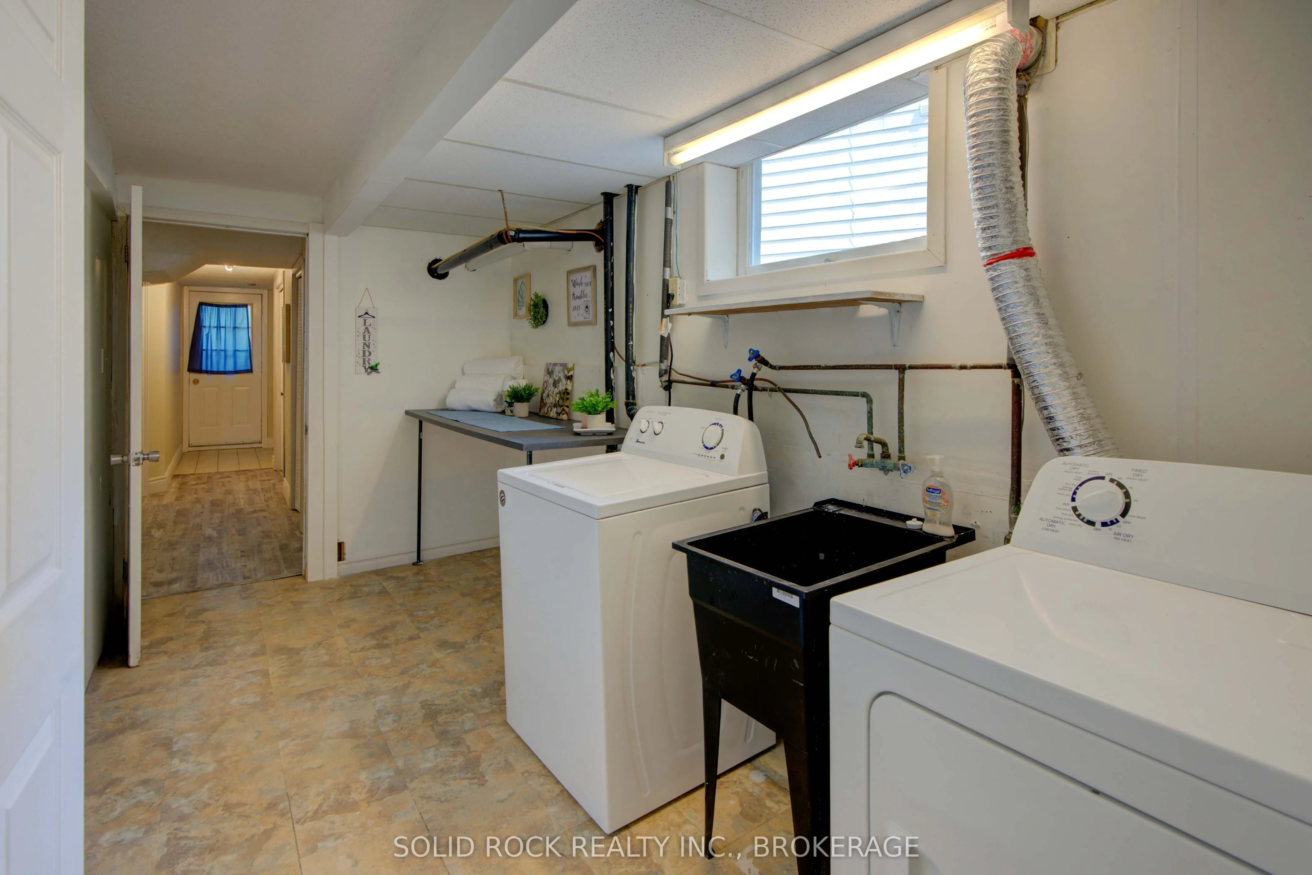 760 Grouse Crescent