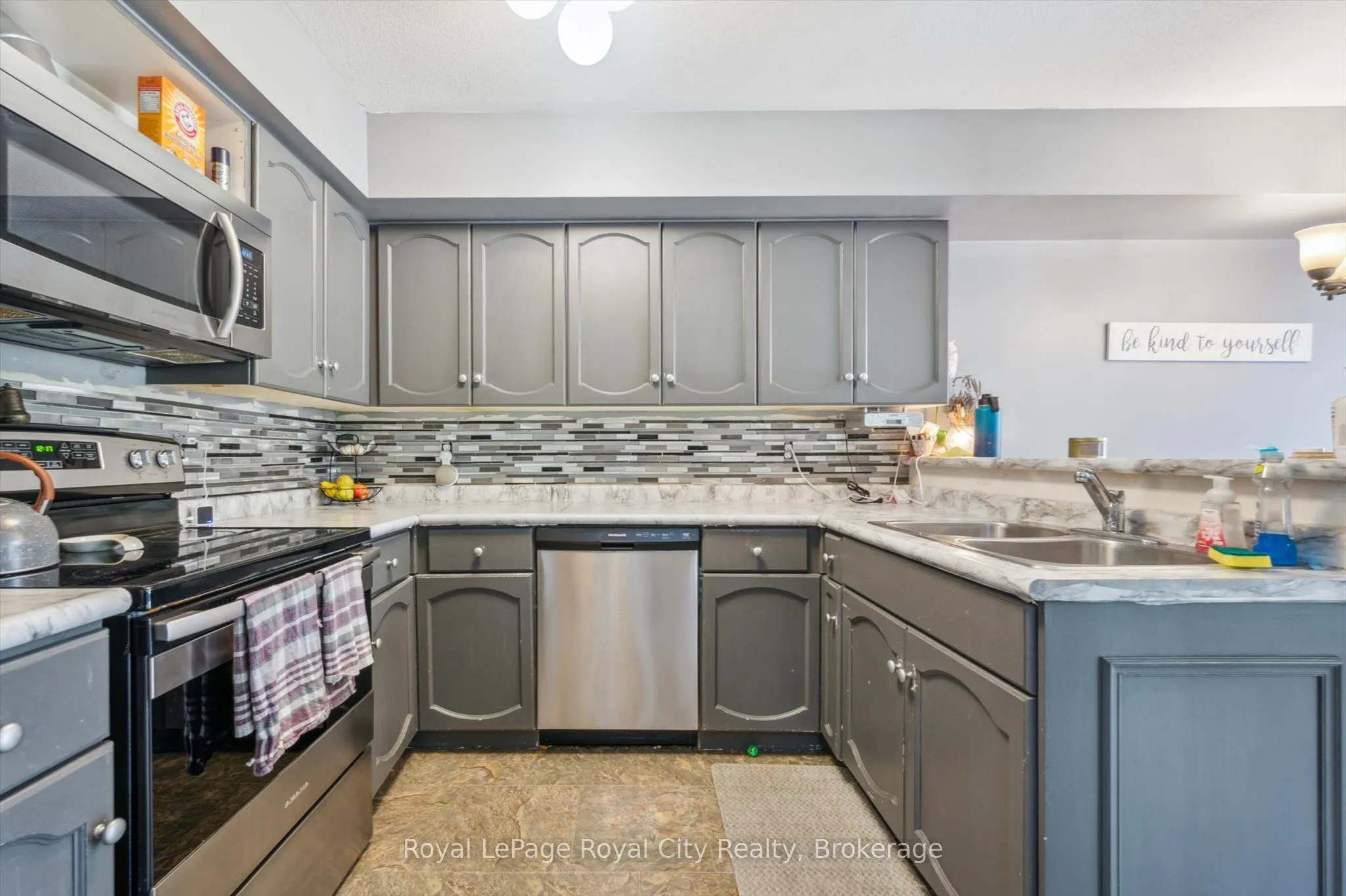 86 Swift Crescent