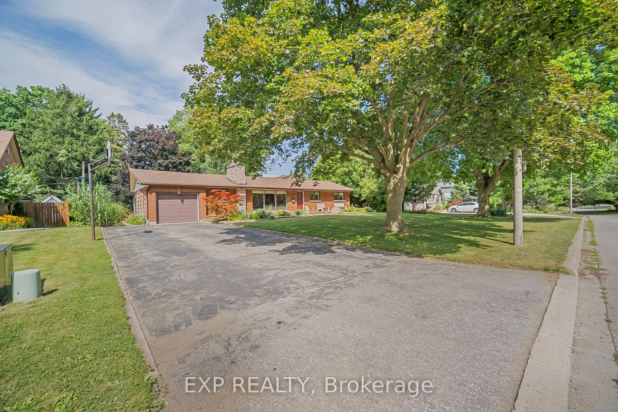 15 Hawthorne Road