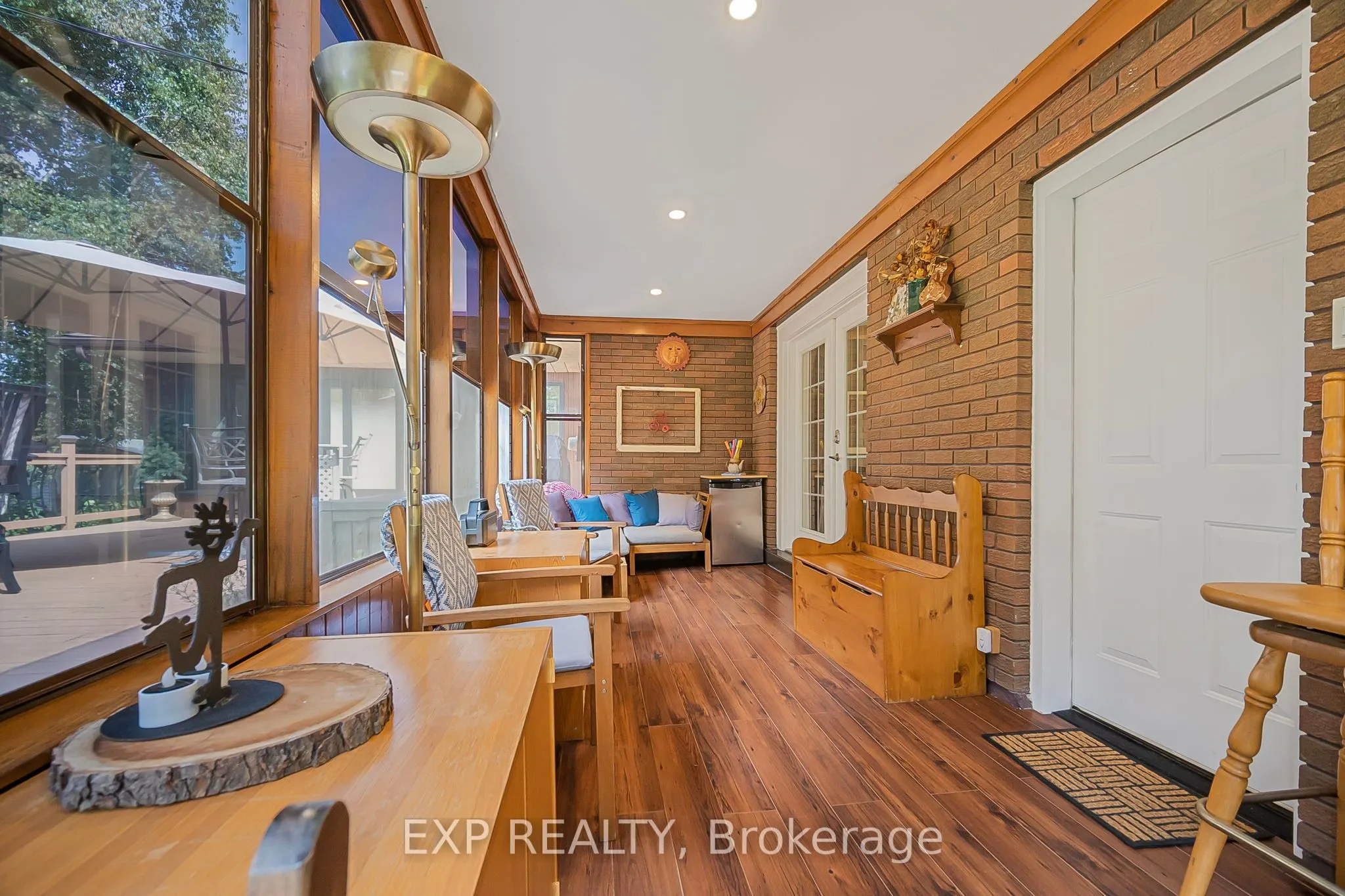15 Hawthorne Road