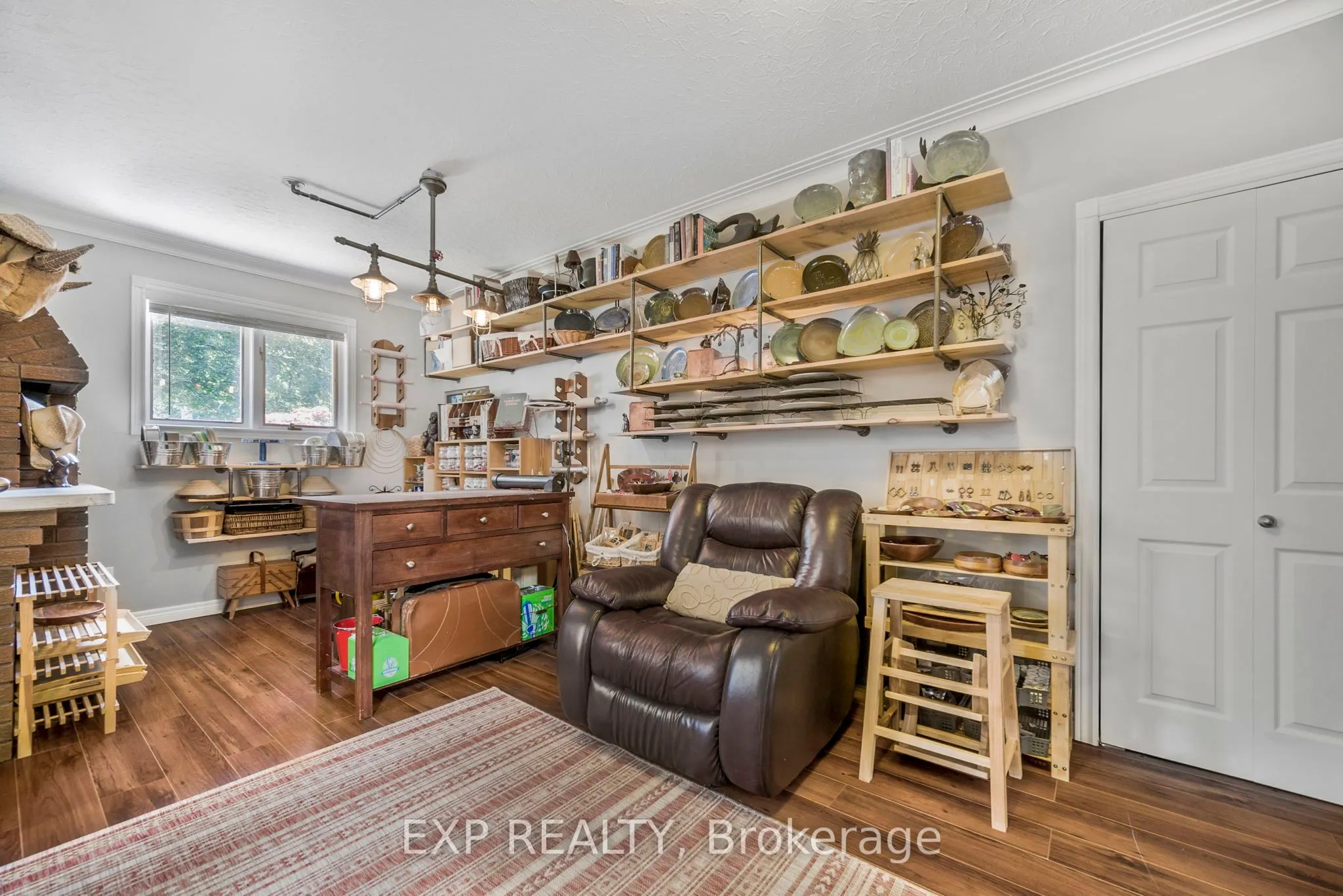 15 Hawthorne Road