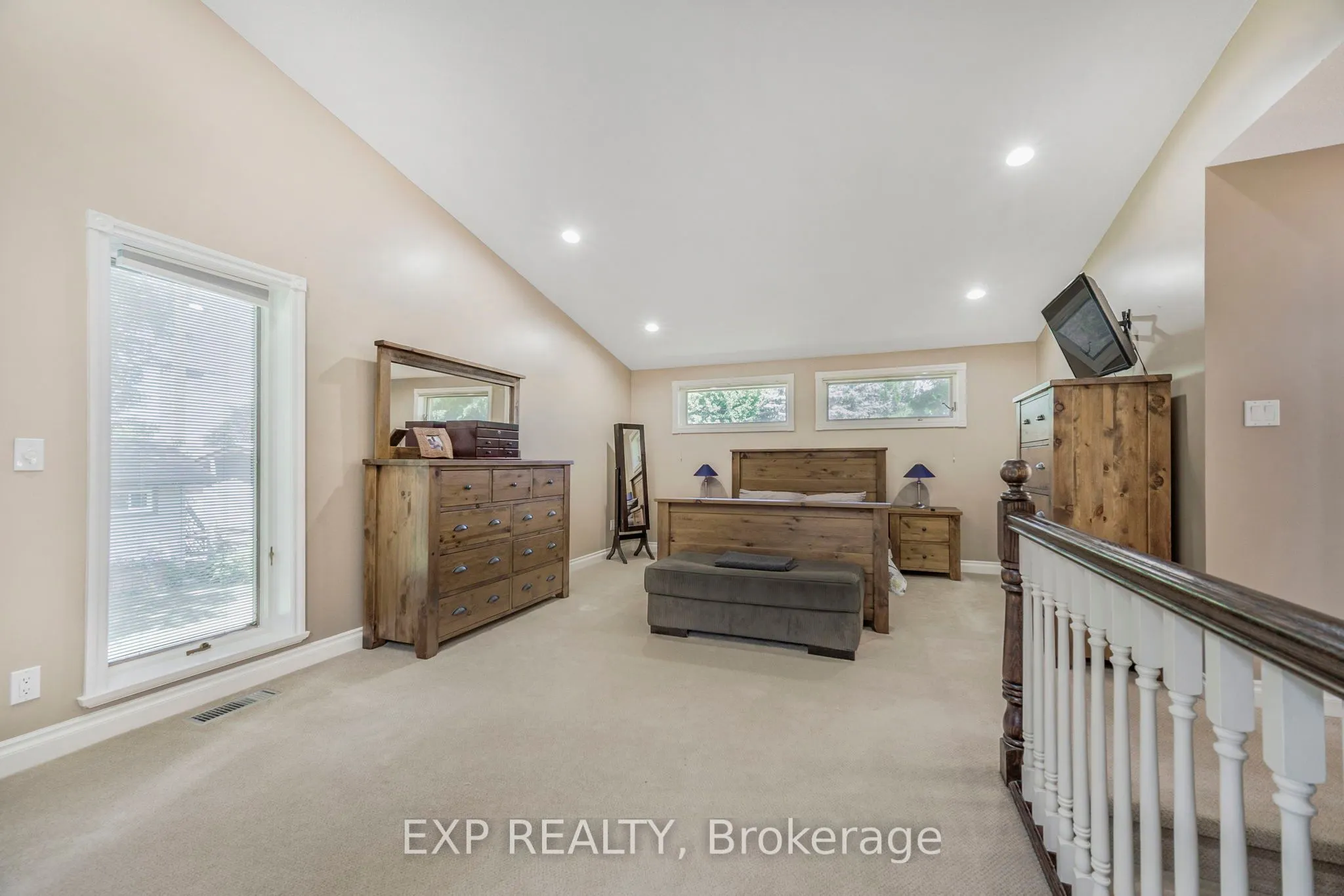 15 Hawthorne Road