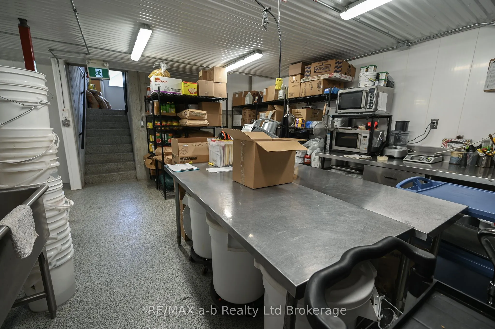 226 MIDDLE TOWNLINE Road