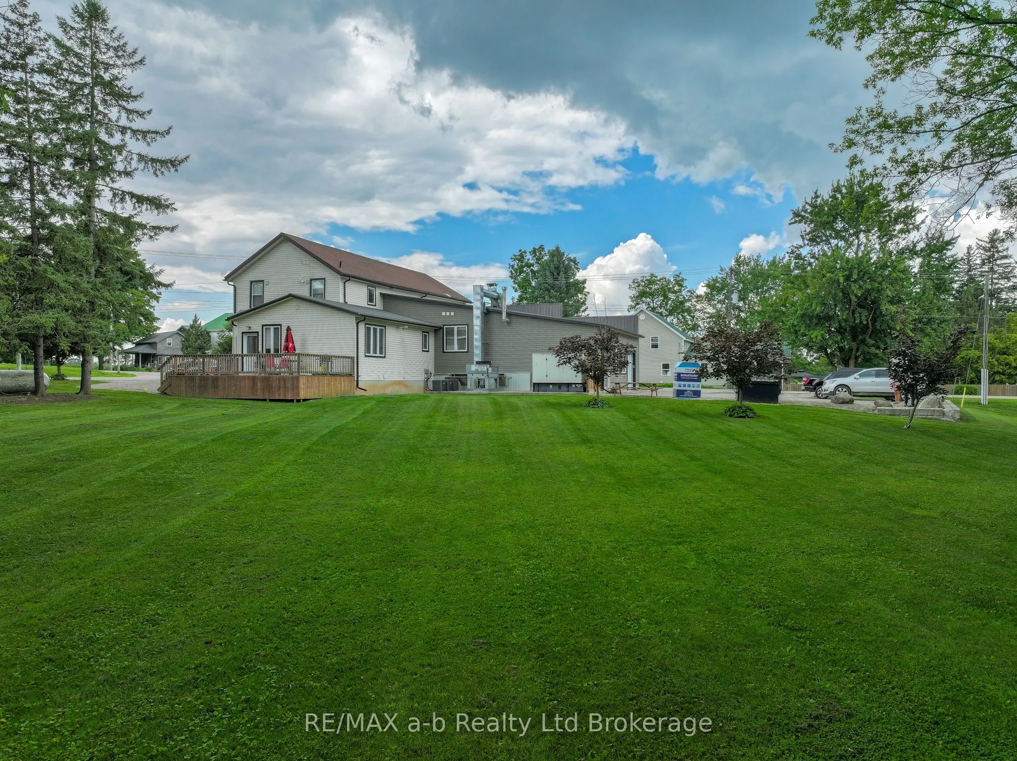 226 MIDDLE TOWNLINE Road