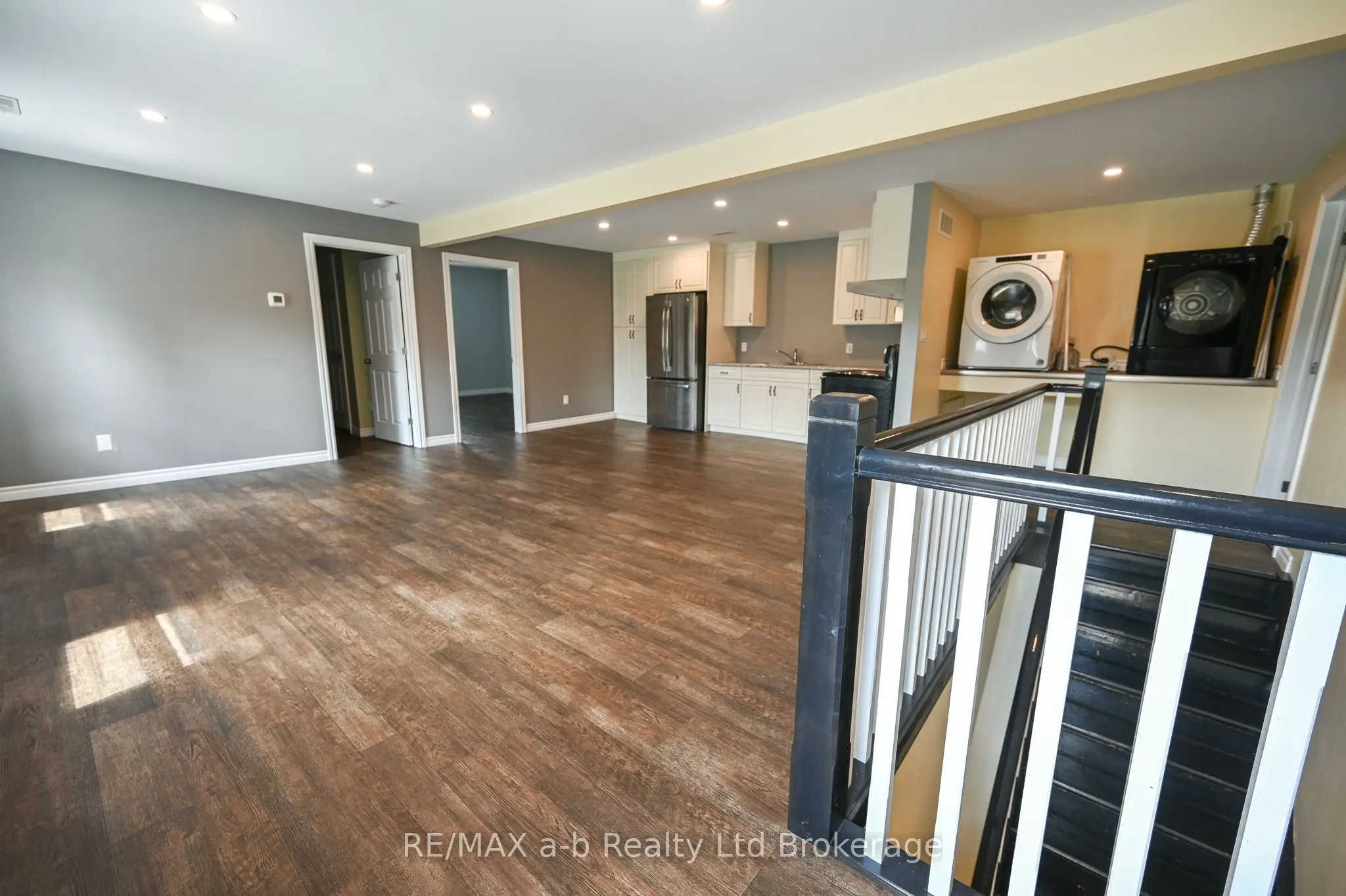 226 MIDDLE TOWNLINE Road