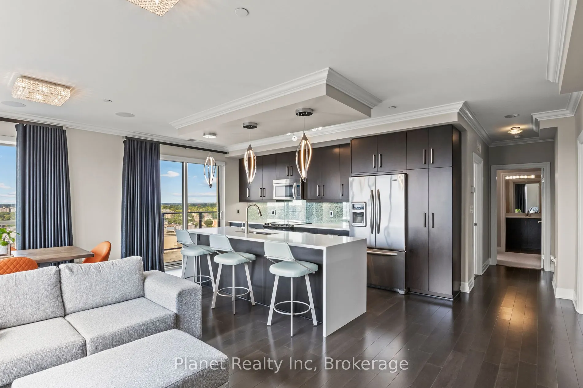 160 Macdonell Street, #1607