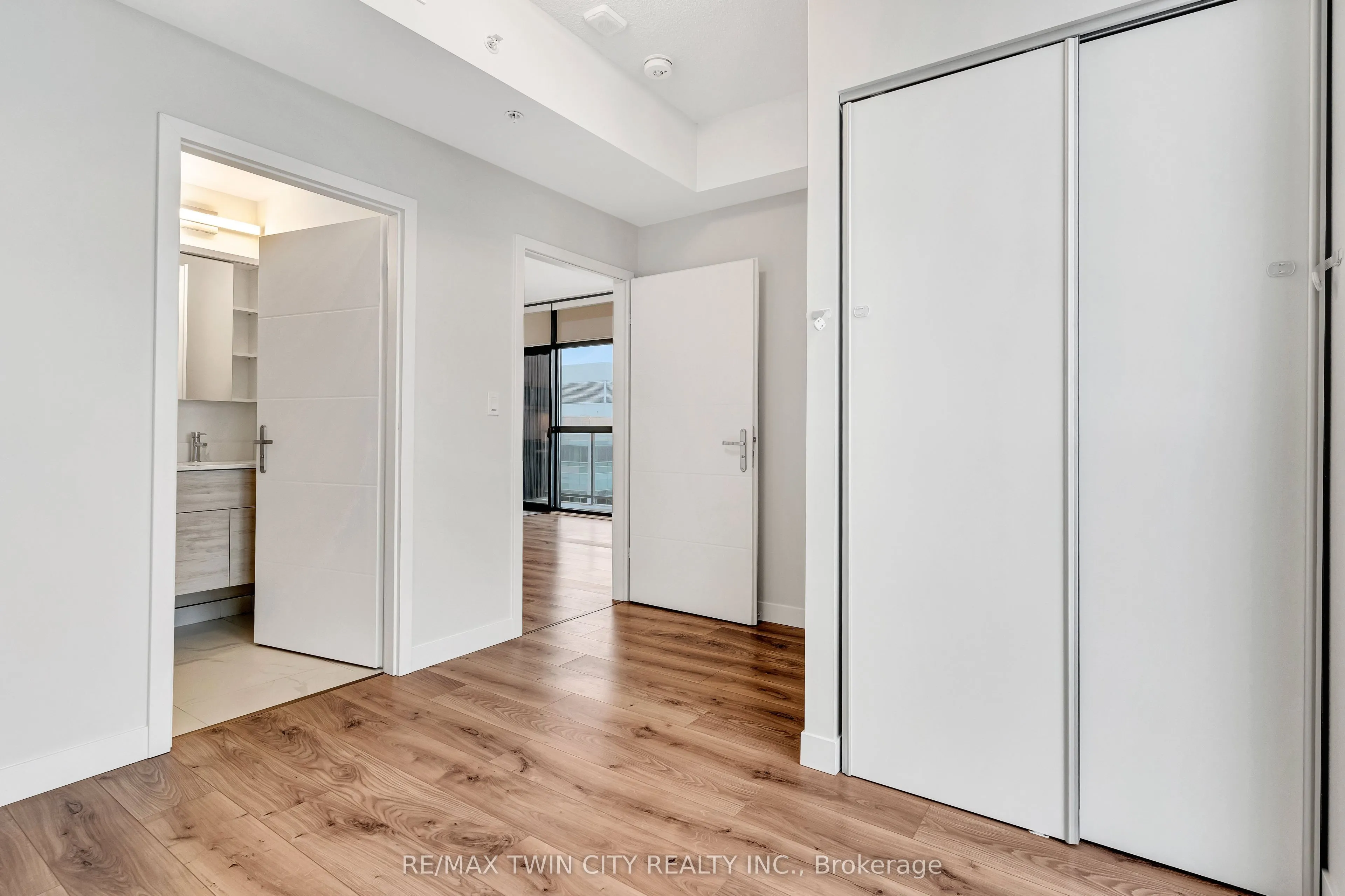 60 Frederick Street, #1214