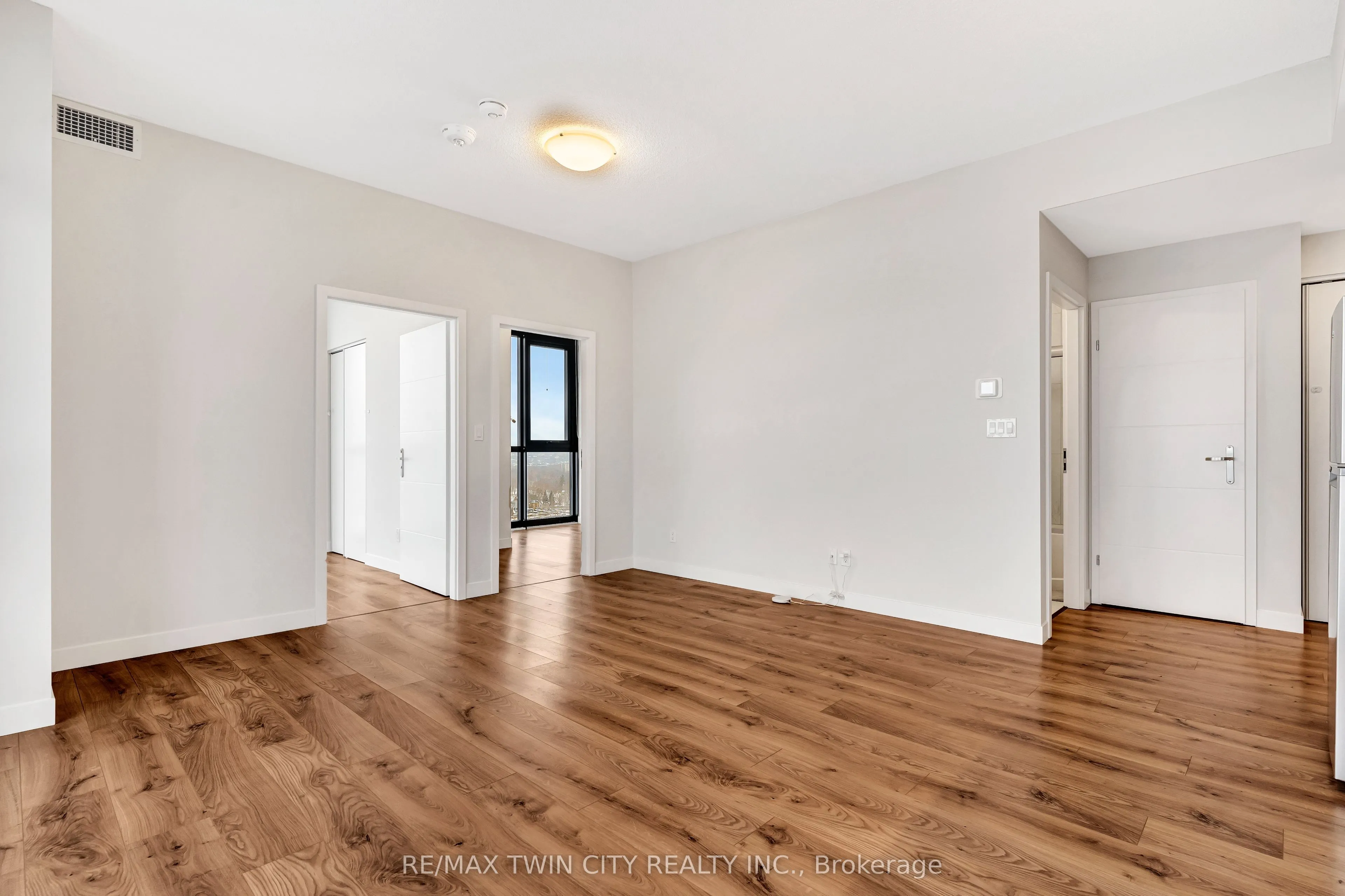 60 Frederick Street, #1214