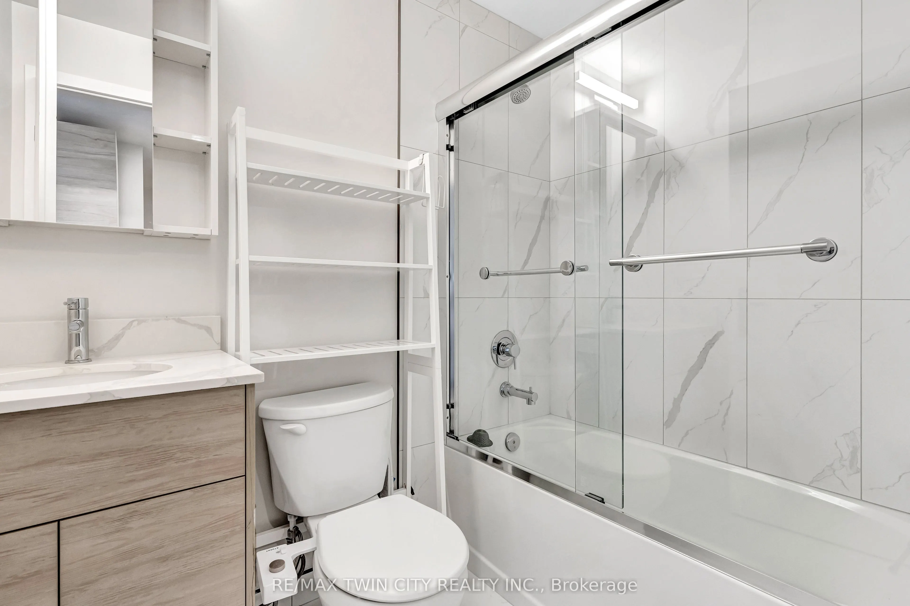 60 Frederick Street, #1214