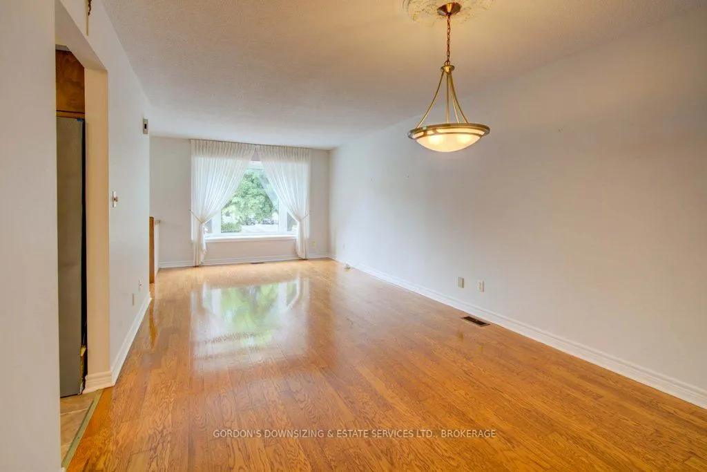 467 Grandtrunk Avenue
