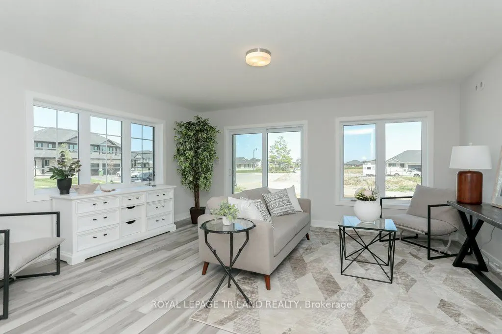 1 Harrow Lane